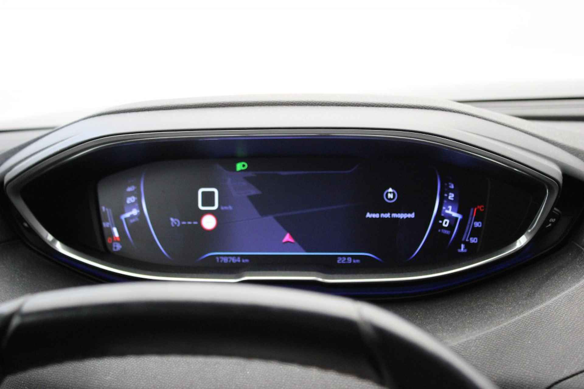 PEUGEOT 3008 1.6 BlueHDi Blue Lease Executive - Digital Cockpit - 5/23