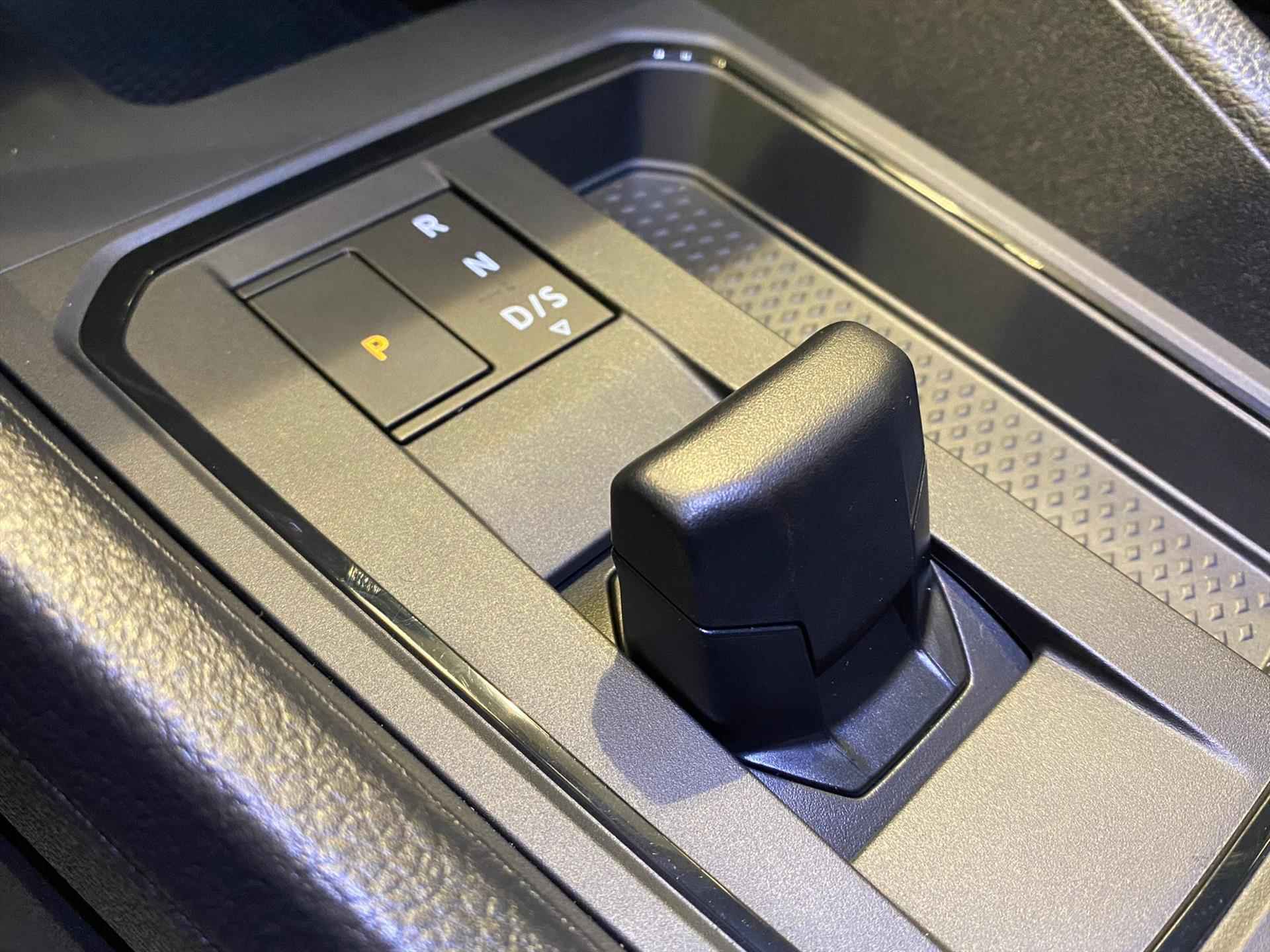 Volkswagen Caddy Maxi Rolstoelauto Automaat 5+1 - 16/30