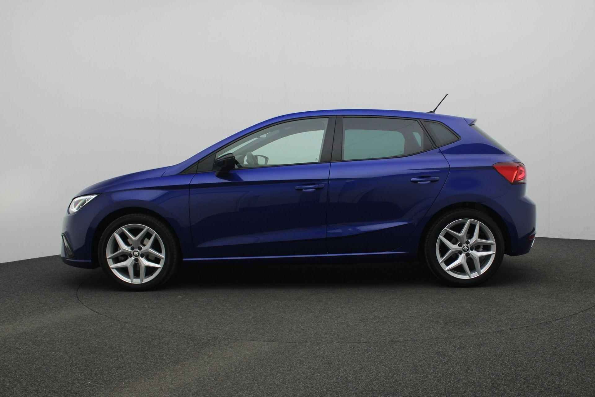 SEAT Ibiza 1.0 TSI 115 pk FR Business Intense | Leder/alcantara | Stoelverwarming | Navigatie | Adaptive Cruise | Keyless Entry | Sportonderstel - 20/40