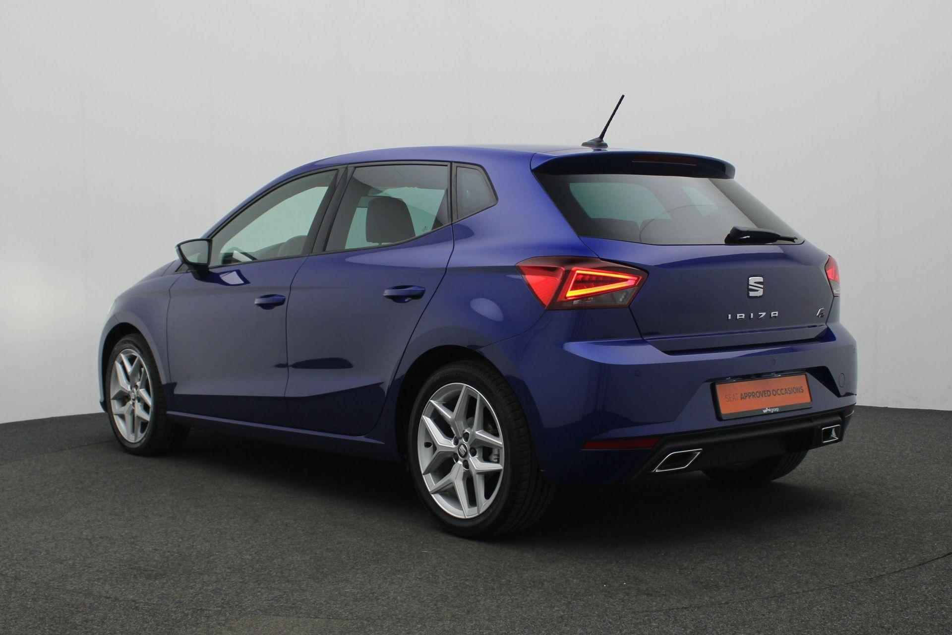 SEAT Ibiza 1.0 TSI 115 pk FR Business Intense | Leder/alcantara | Stoelverwarming | Navigatie | Adaptive Cruise | Keyless Entry | Sportonderstel - 35/40