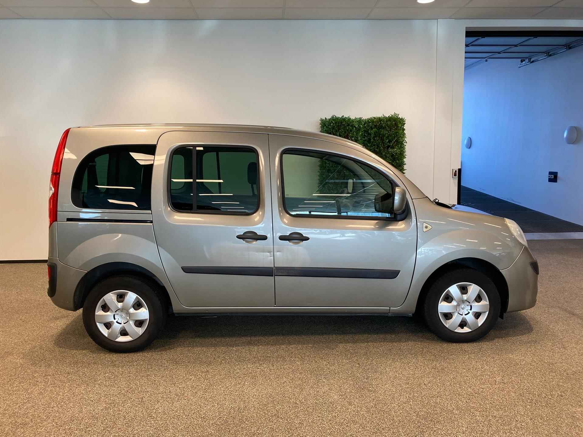 Renault Kangoo Rolstoelauto Automaat 3+1 - 8/36