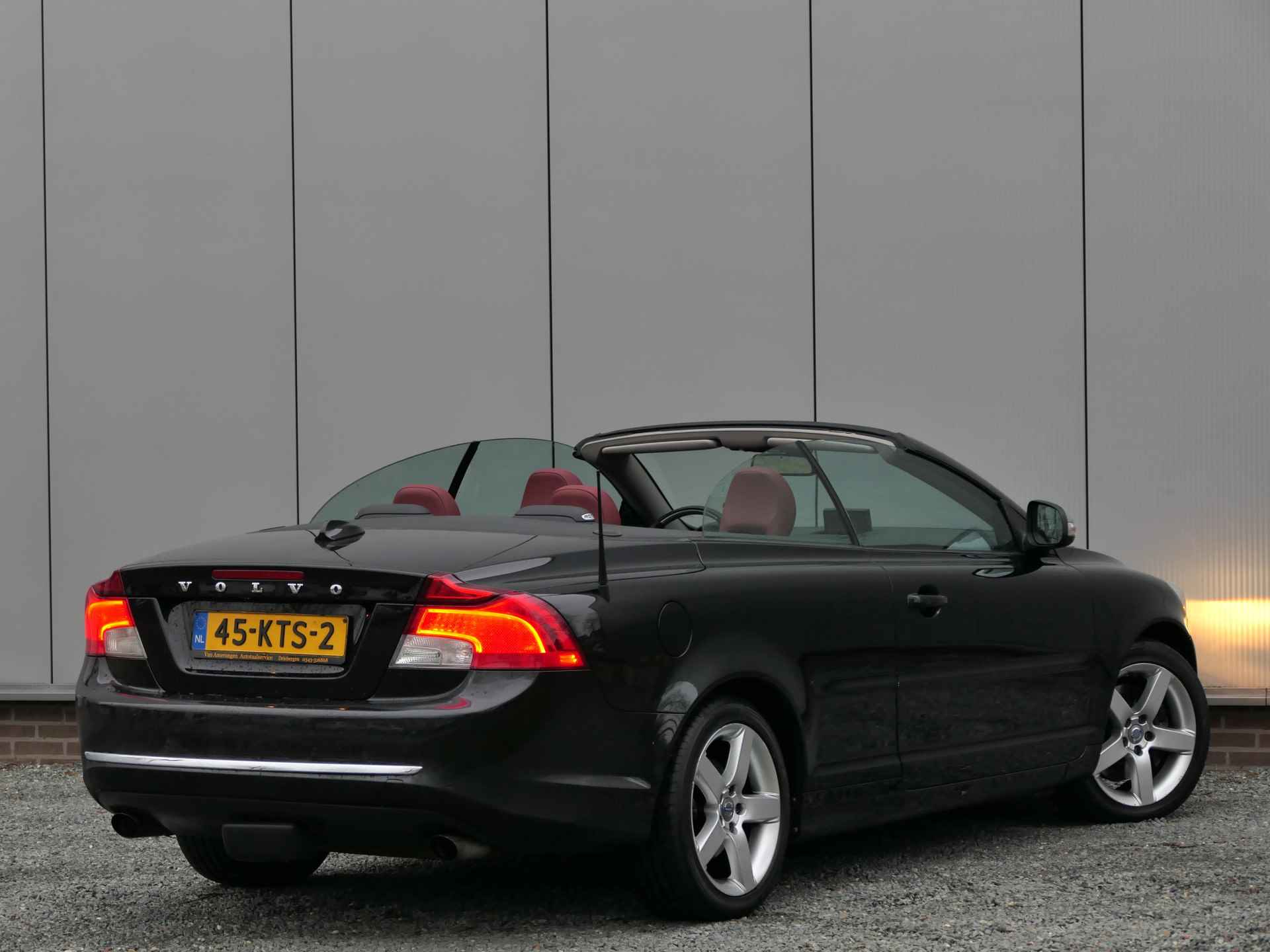 Volvo C70 Convertible 2.5 T5 AUT Summum Leer / Navi / Stoelverwarming / Afneembare trekhaak - 4/23