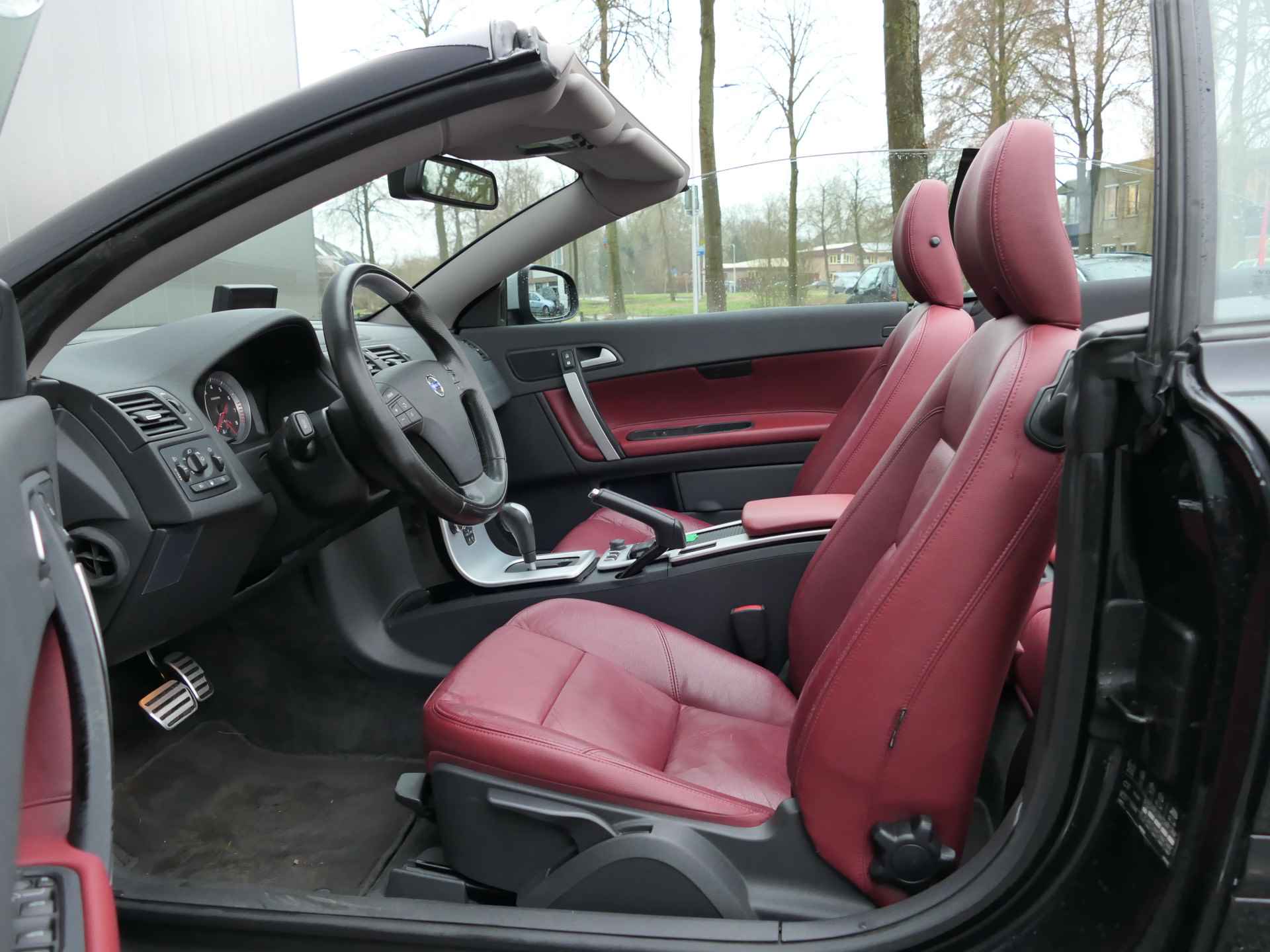 Volvo C70 Convertible 2.5 T5 AUT Summum Leer / Navi / Stoelverwarming / Afneembare trekhaak - 10/23