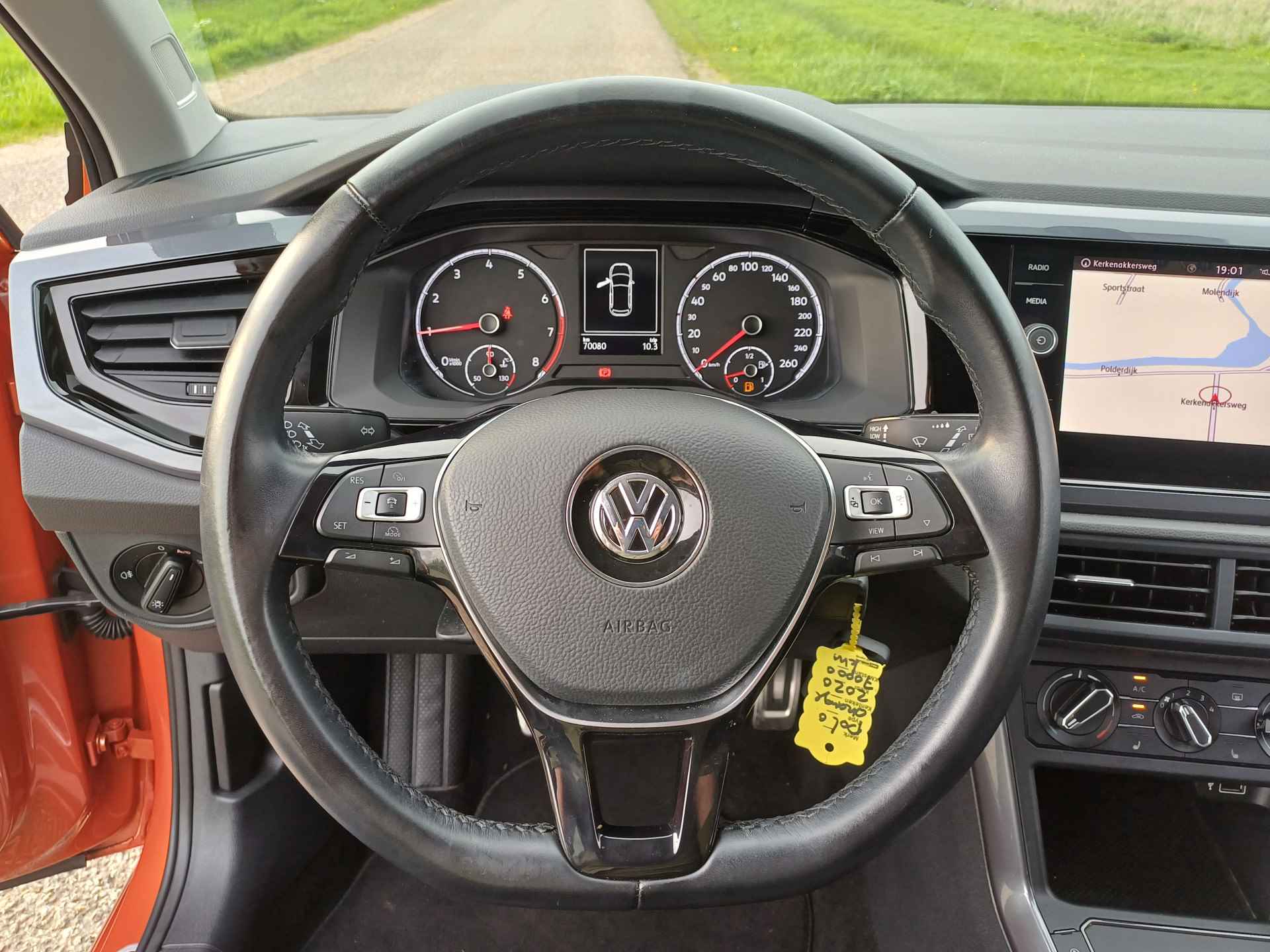 Volkswagen Polo 1.0 TSI Highline Navi | Airco | 17 INCH | Stoelverw | Cruise | Park assist | USB V+A - 36/41