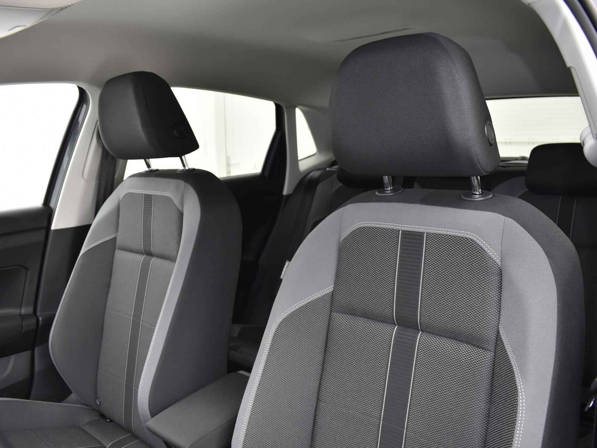Volkswagen Polo 1.0 TSI 95pk DSG Style | Keyless | Apple Car Play | Navigatie | Stoelverwarming | ACC | Draadloze Telefoonlader| Clima | Active Info Display | Garantie t/m 07-04-2027 of 100.000km - 14/32