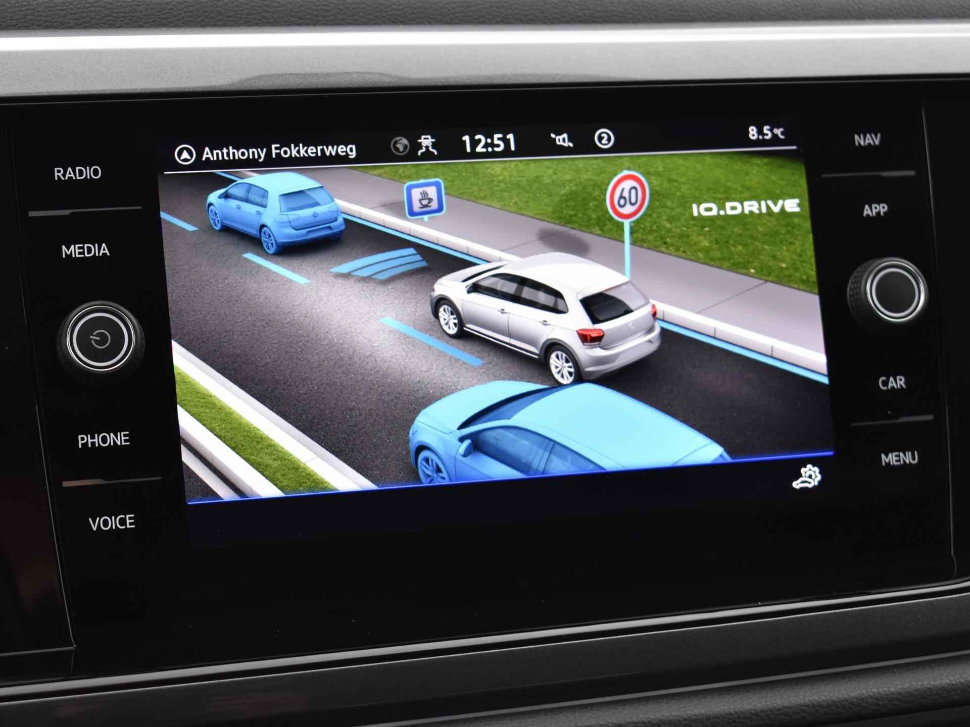 Volkswagen Polo 1.0 TSI 95pk DSG Style | Keyless | Apple Car Play | Navigatie | Stoelverwarming | ACC | Draadloze Telefoonlader| Clima | Active Info Display | Garantie t/m 07-04-2027 of 100.000km - 25/32