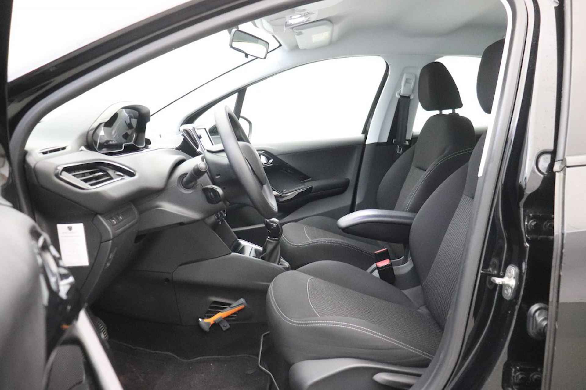 PEUGEOT 208 1.5 BlueHDi Active - Navi, Cruise - 8/25