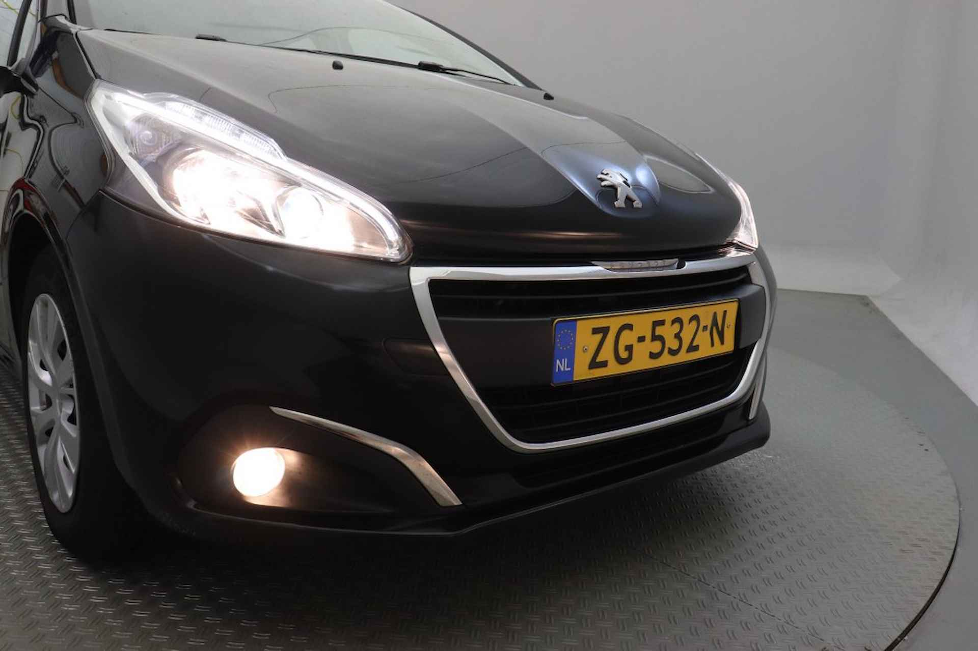 PEUGEOT 208 1.5 BlueHDi Active - Navi, Cruise - 24/25