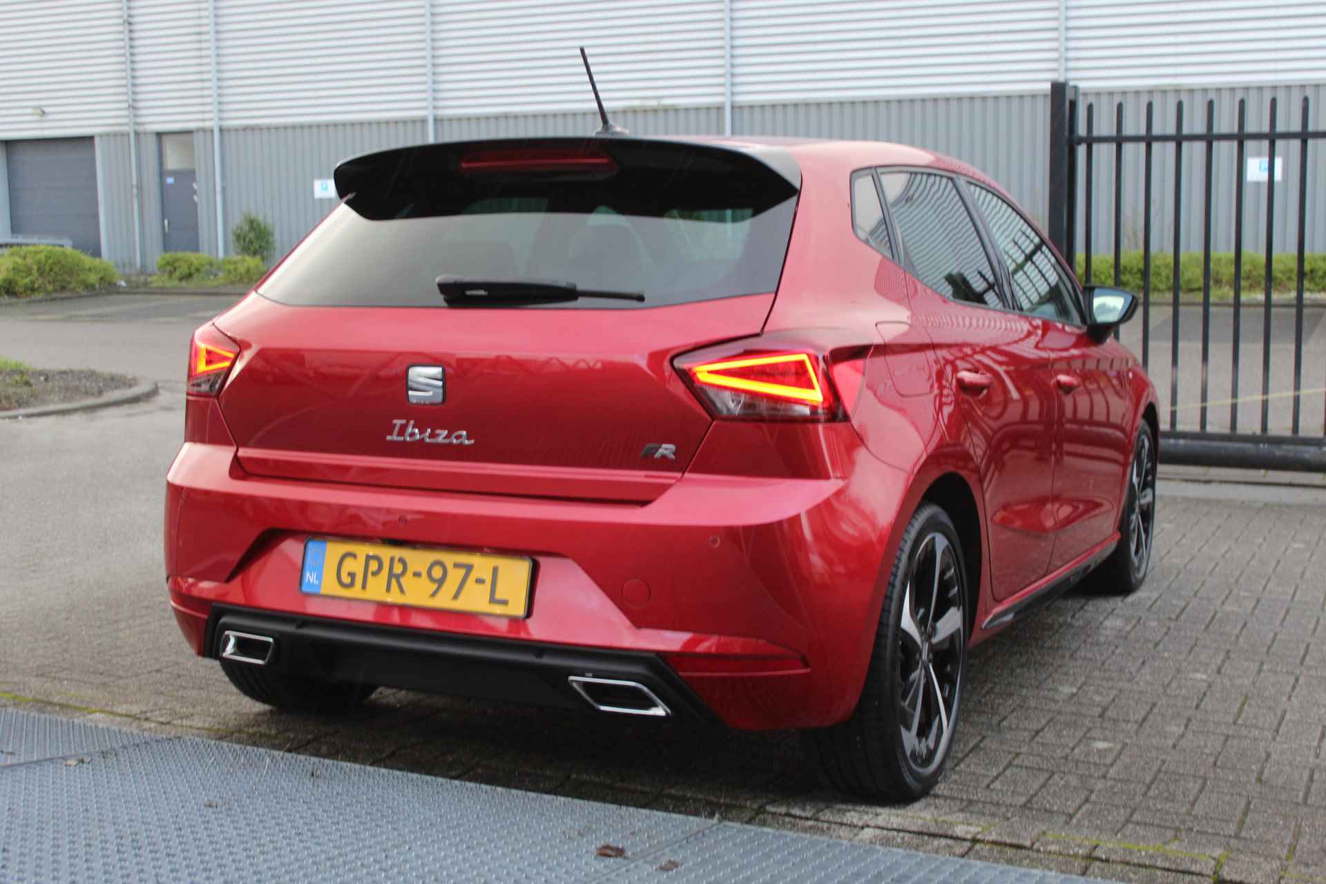 SEAT Ibiza 1.5 TSI FR 150PK Automaat Panoramadak/Navigatie/Beats audio/Adaptive cruise control/Keyless/Apple Carplay/Virtueel dashboard/Sto - 10/30