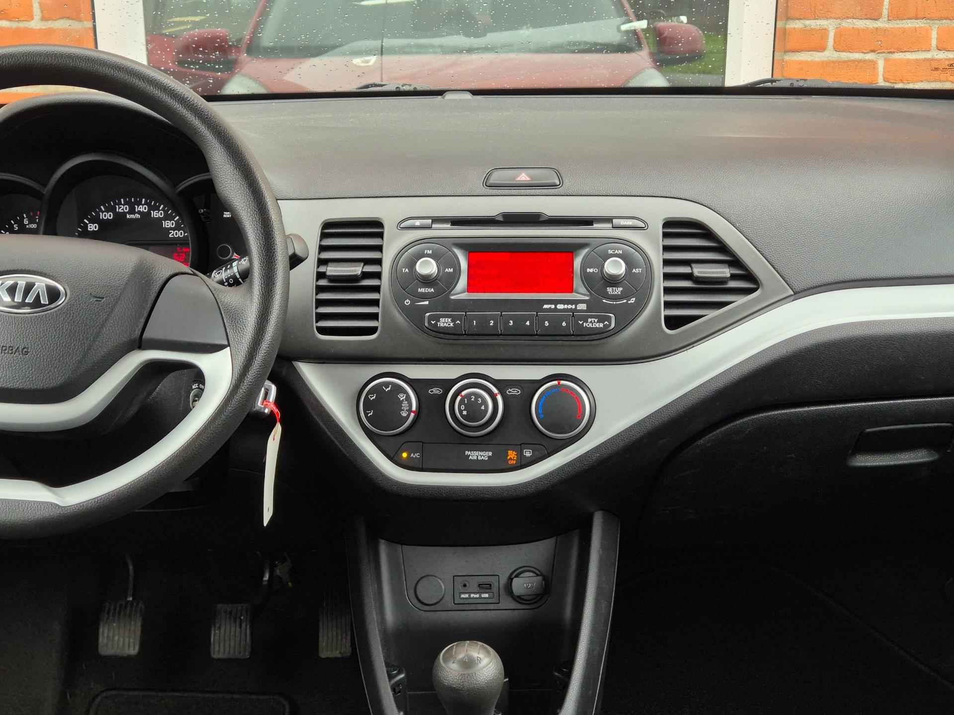 Kia Picanto 1.0 CVVT ISG Comfort Pack 69PK 5drs airco, elektr.ramen, radio/cd RIJKLAAR - 11/18