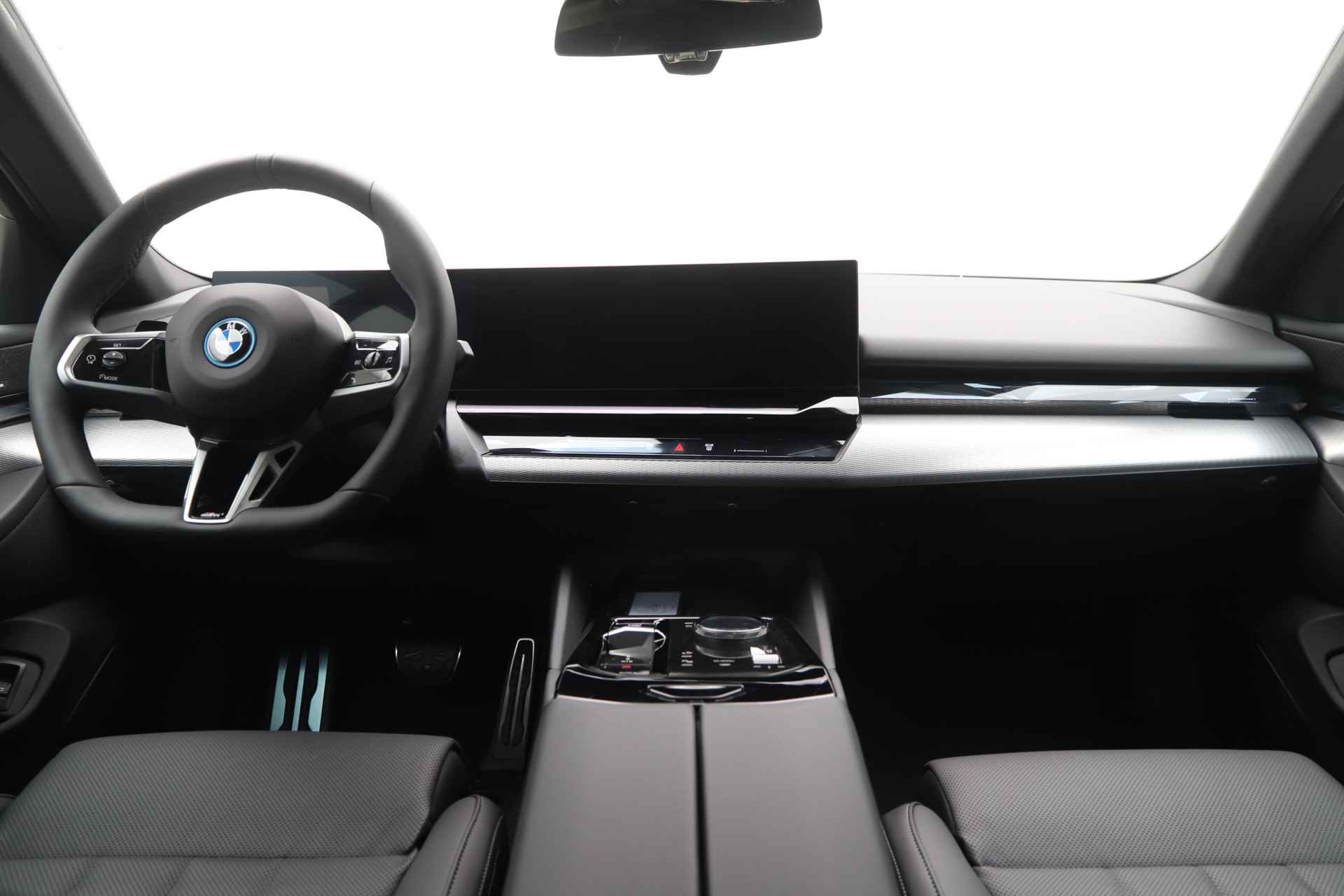 BMW i5 eDrive40 84 kWh - 14/26