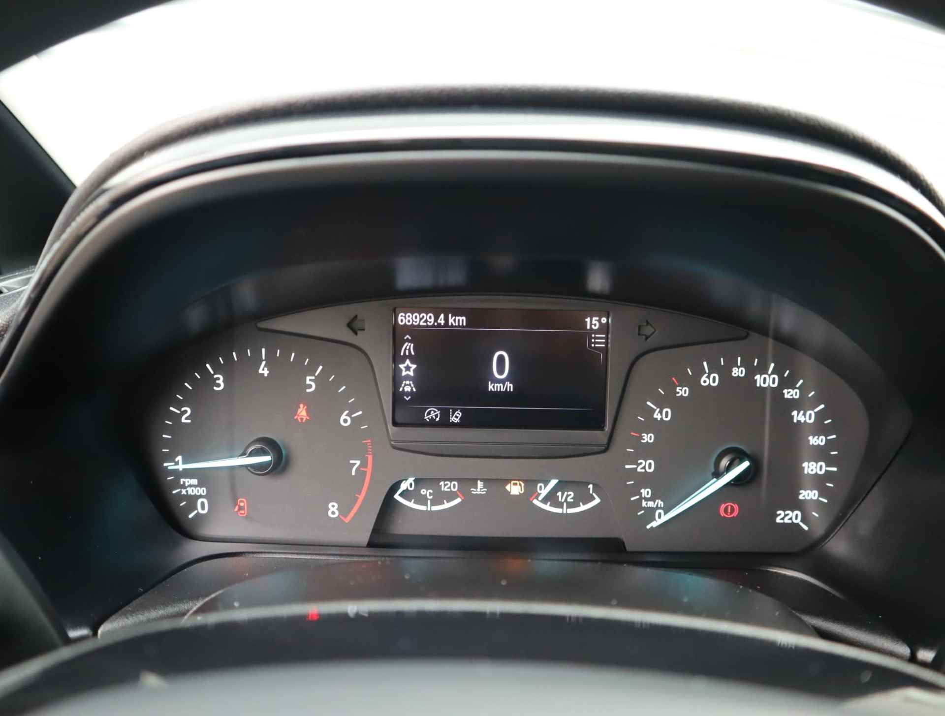 Ford Fiesta 1.1 Trend | Navigatie | Cruise Control | Lichtmetalen Velgen | Lichtsensor | Nette Auto - 9/44