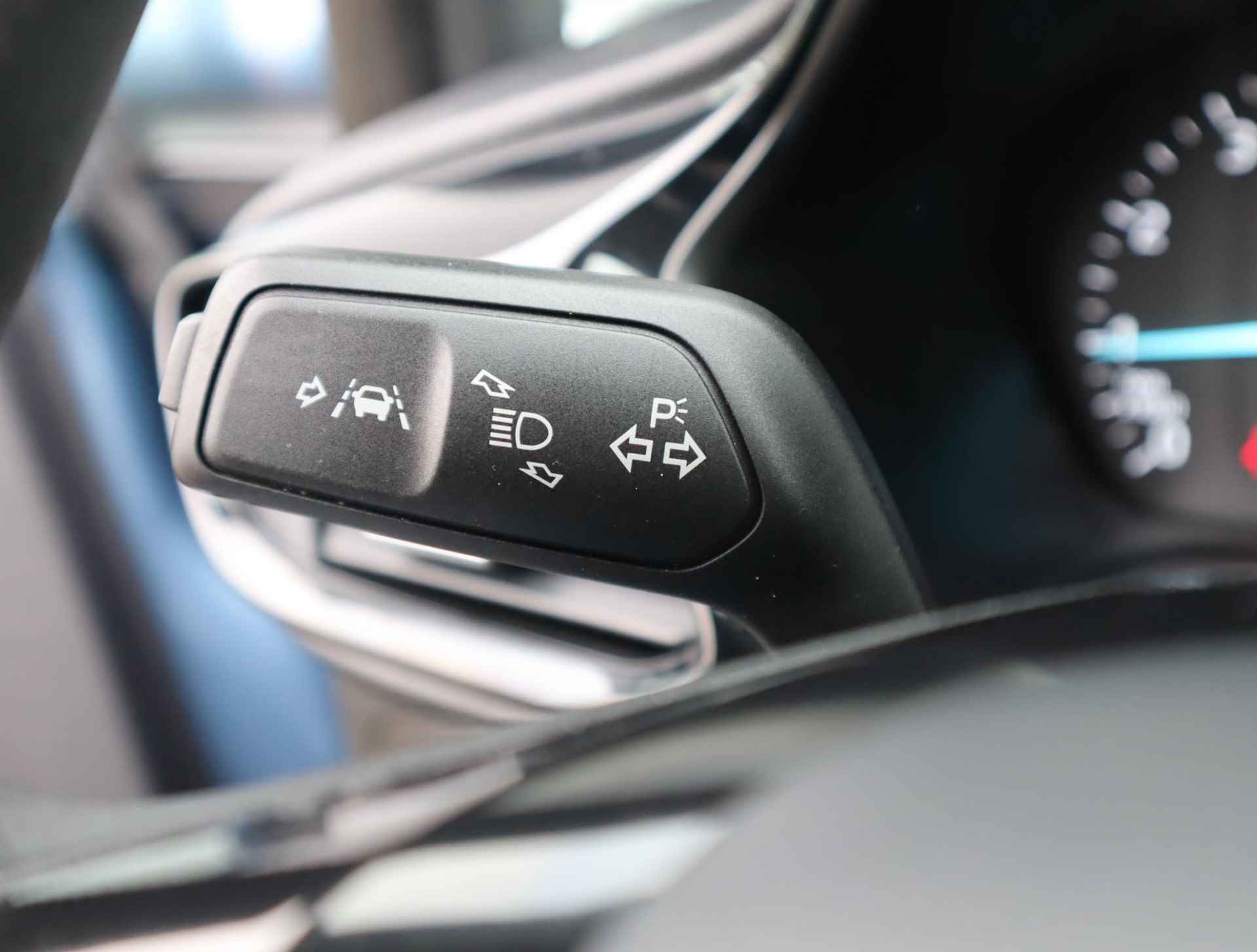 Ford Fiesta 1.1 Trend | Navigatie | Cruise Control | Lichtmetalen Velgen | Lichtsensor | Nette Auto - 11/44
