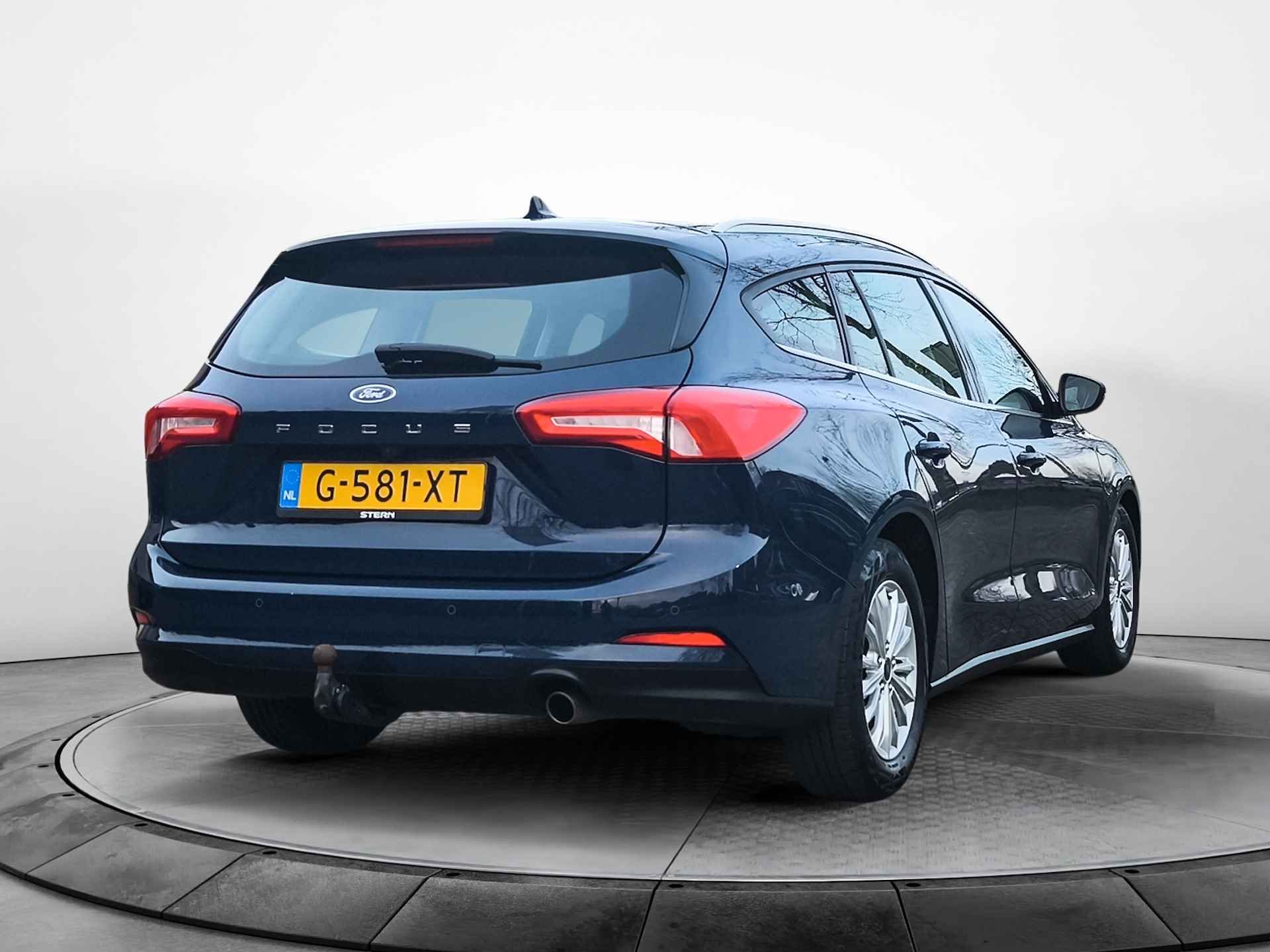 Ford FOCUS Wagon 1.0 EcoBoost Titanium Business (126 PK) 1e-Eig. Keurig-Onderh. BOVAG-Garantie. NL-Auto. Trekhaak, Navigatie/Apple-Carplay/Android-Auto, Cruisecontrol, Keyless-Entry/Start, Parkeersensoren-V+A, Achteruitrijcamera, DAB, Sportstoelen, Licht-Licht-Pakket, Lm-Velgen-16Inch, Privacy-Glas - 3/39