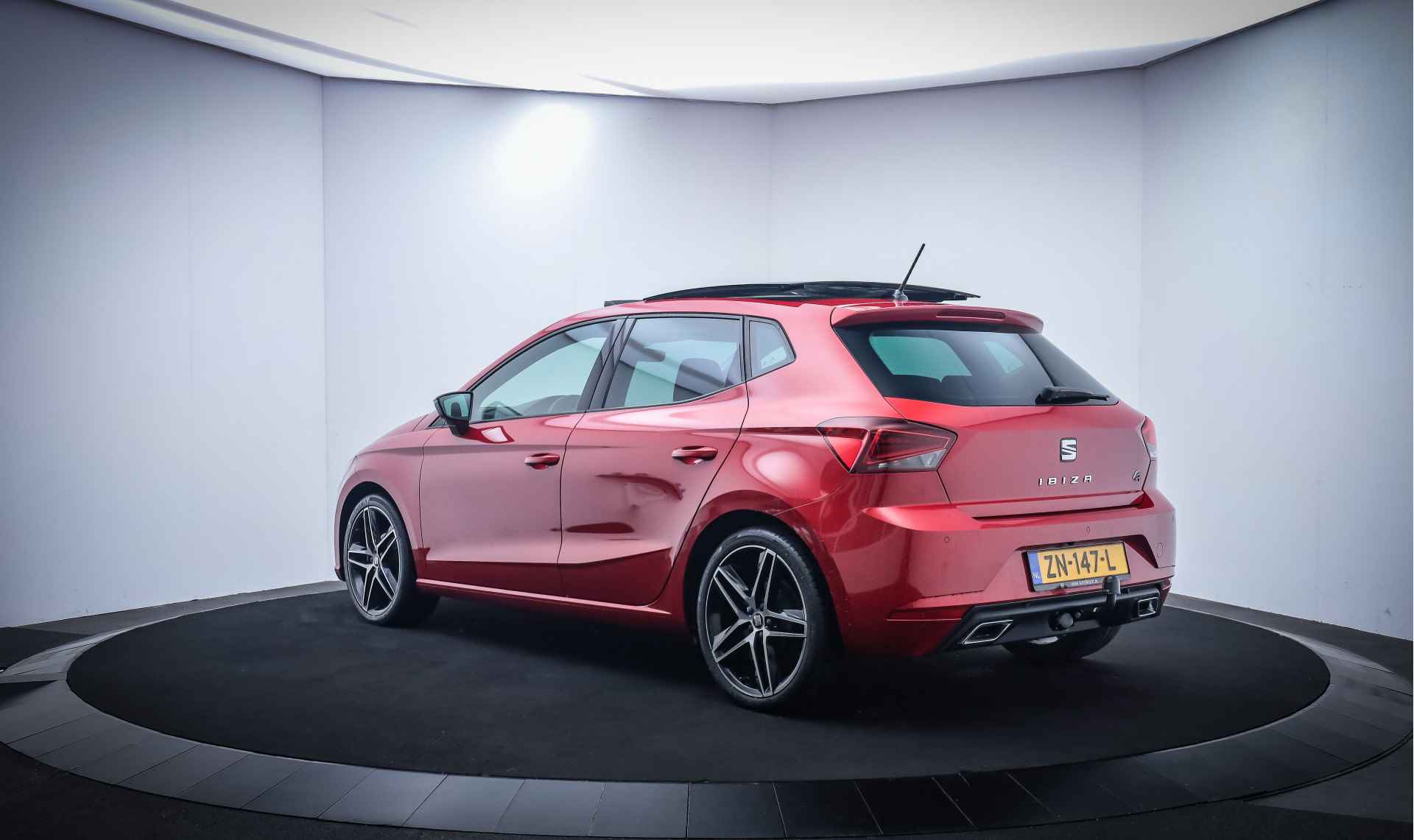 SEAT Ibiza 1.0TSI FR Intense PANO/BEATS/CAMERA/DIGIDASH/LED/CARPLAY/STOELVERW./TREKHAAK/DAB+/LMV 18'' - 8/29