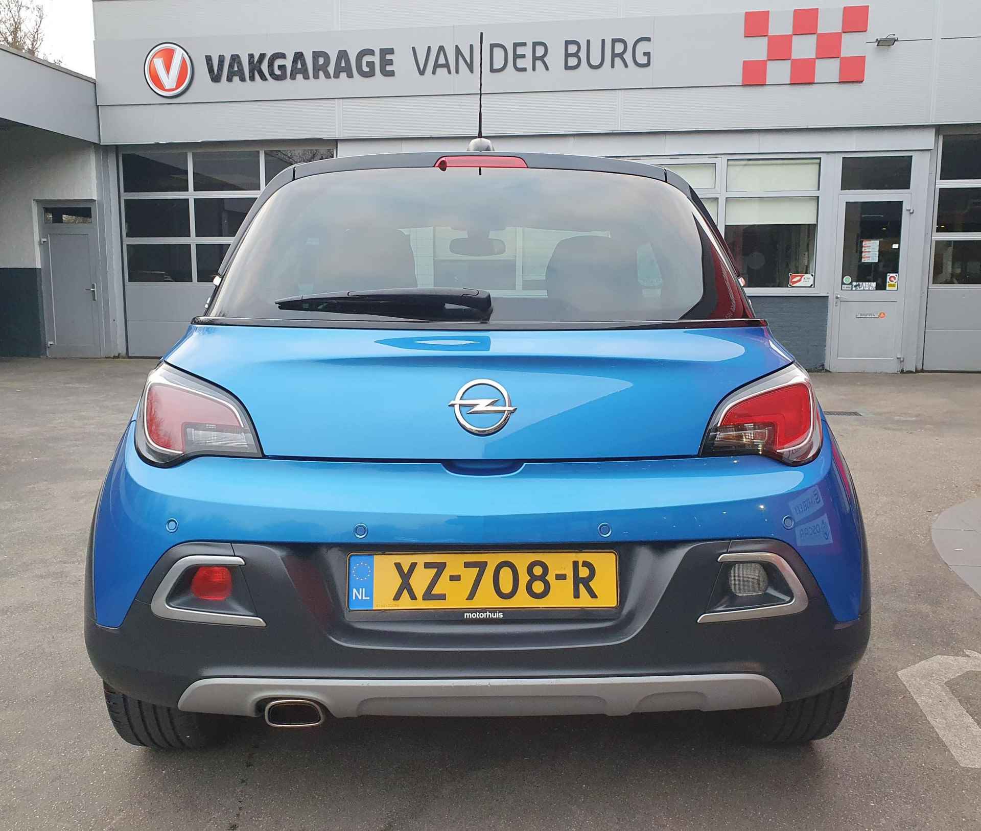 Opel ADAM 1.0 Turbo Rocks BlitZ - 9/34