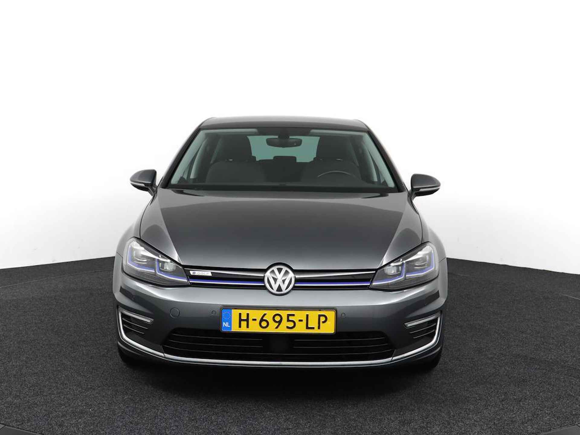 Volkswagen e-Golf E-DITION - 13/43