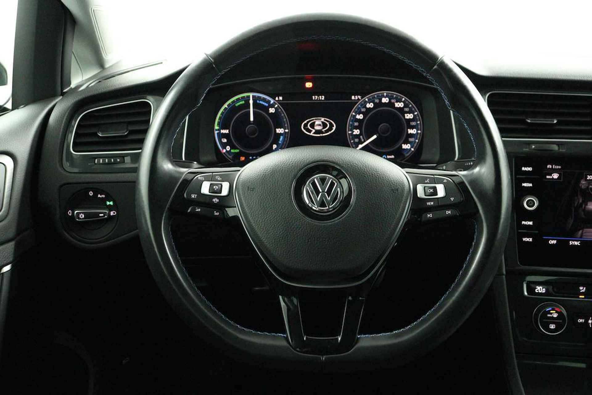 Volkswagen e-Golf E-DITION - 16/43