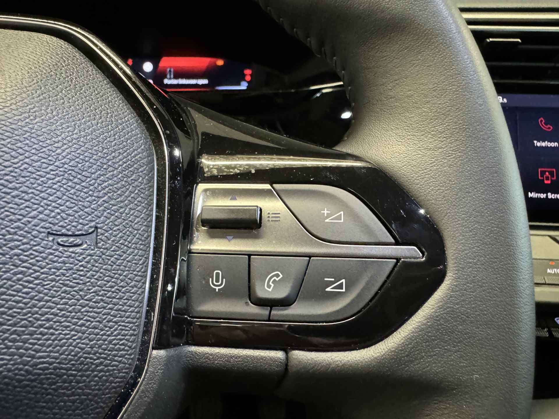 Peugeot 308 1.2 PureTech Active Pack Business | Apple Carplay | Climate control | Sensoren Achter | Cruise control - 18/35