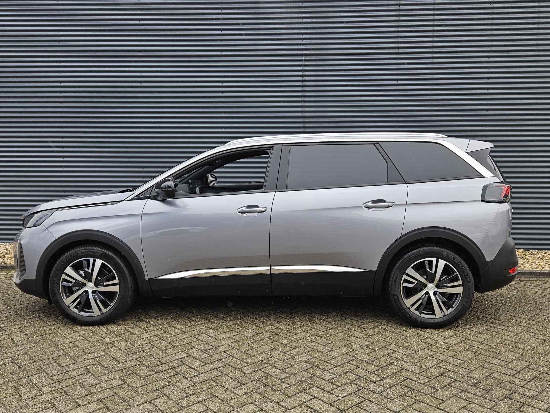 Peugeot 5008 1.2 Hybrid 136pk Allure Pack Business | Automaat | Trekhaak | Navigatie | Camera | 7-Zits | - 4/45