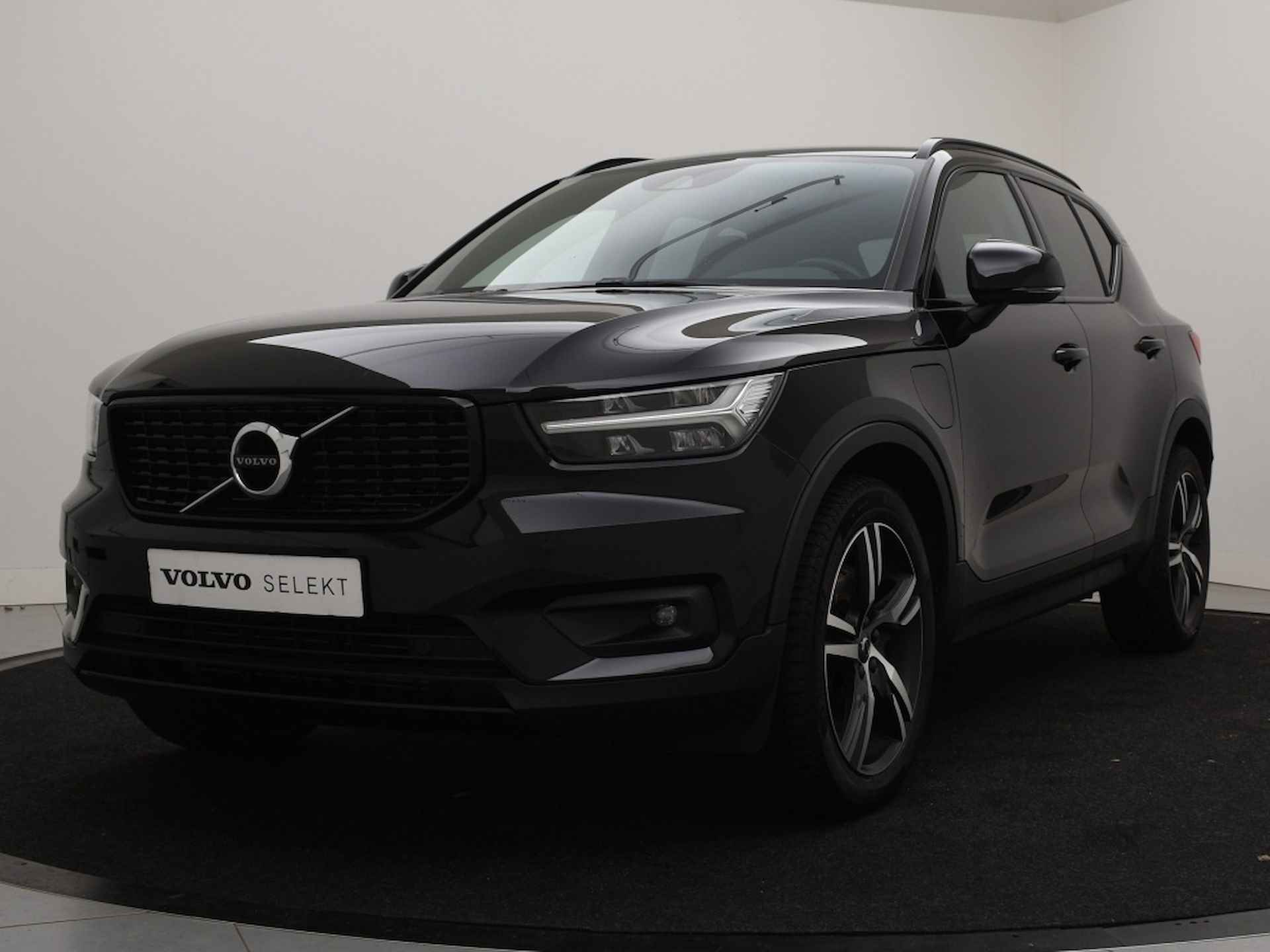 Volvo XC40 T5 PLUG-IN HYBRID R-DESIGN ACC BLIS KEYLESS NAVI CAMERA - 2/42