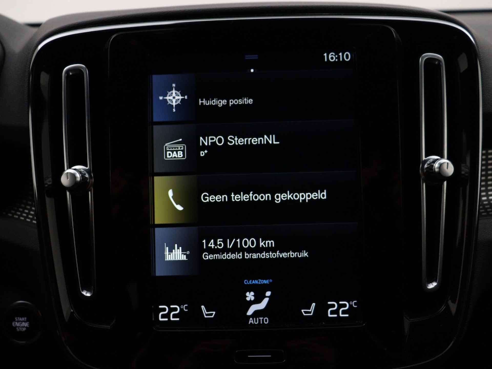 Volvo XC40 T5 PLUG-IN HYBRID R-DESIGN ACC BLIS KEYLESS NAVI CAMERA - 31/42