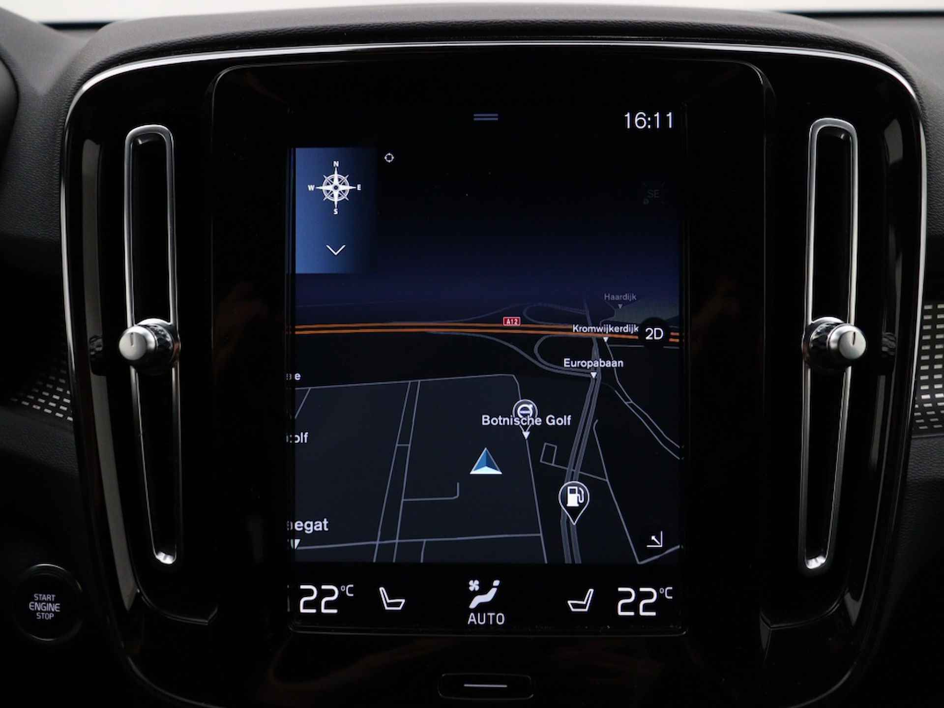 Volvo XC40 T5 PLUG-IN HYBRID R-DESIGN ACC BLIS KEYLESS NAVI CAMERA - 34/42