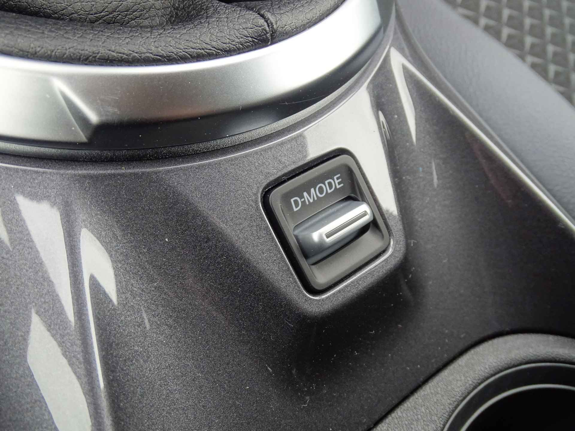 Nissan Juke 1.0 DIG-T 114 N-Design COLD PACK / TECHNOLOGY PACK / TWO-TONE - 33/37