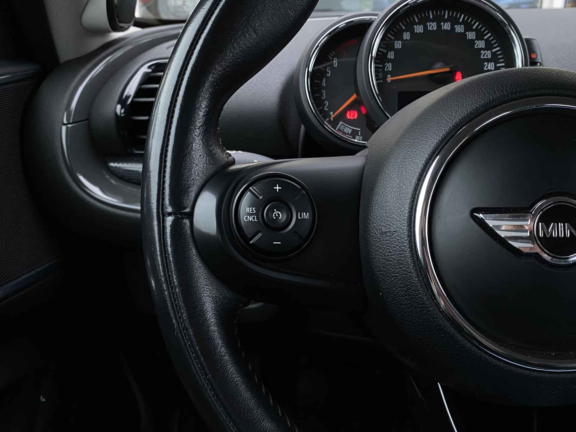 Mini Mini Clubman 2.0 Cooper S | Navigatie | Stoelverwarming voor | Harman/Kardon geluidsinstallatie | parkeersensoren achter | Klimaat controle | - 14/38