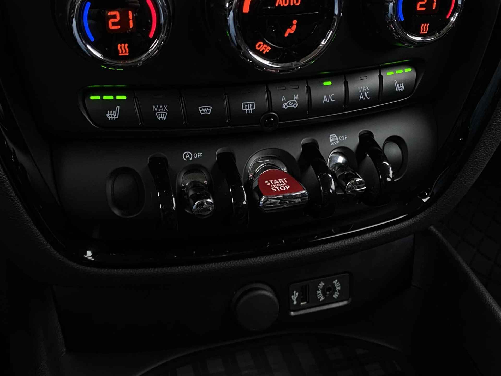 Mini Mini Clubman 2.0 Cooper S | Navigatie | Stoelverwarming voor | Harman/Kardon geluidsinstallatie | parkeersensoren achter | Klimaat controle | - 29/38