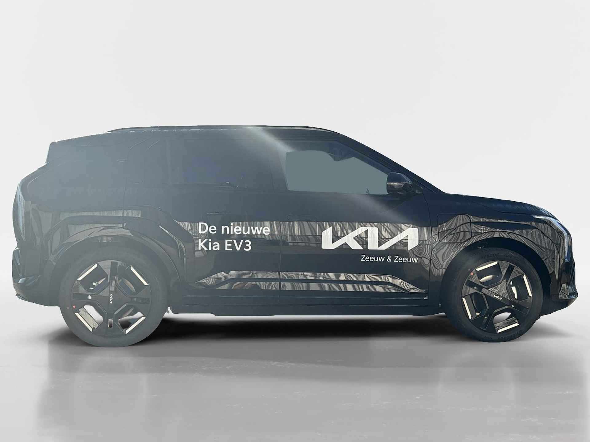 Kia EV3 GT-PlusLine 81.4 kWh Nieuw te bestellen | Private Lease vanaf €429,- p.m. | Gratis Metallic Lak t.w.v. €750,- | Kia Financial lease met 2,99% Rente | 571Km WLTP - 5/29