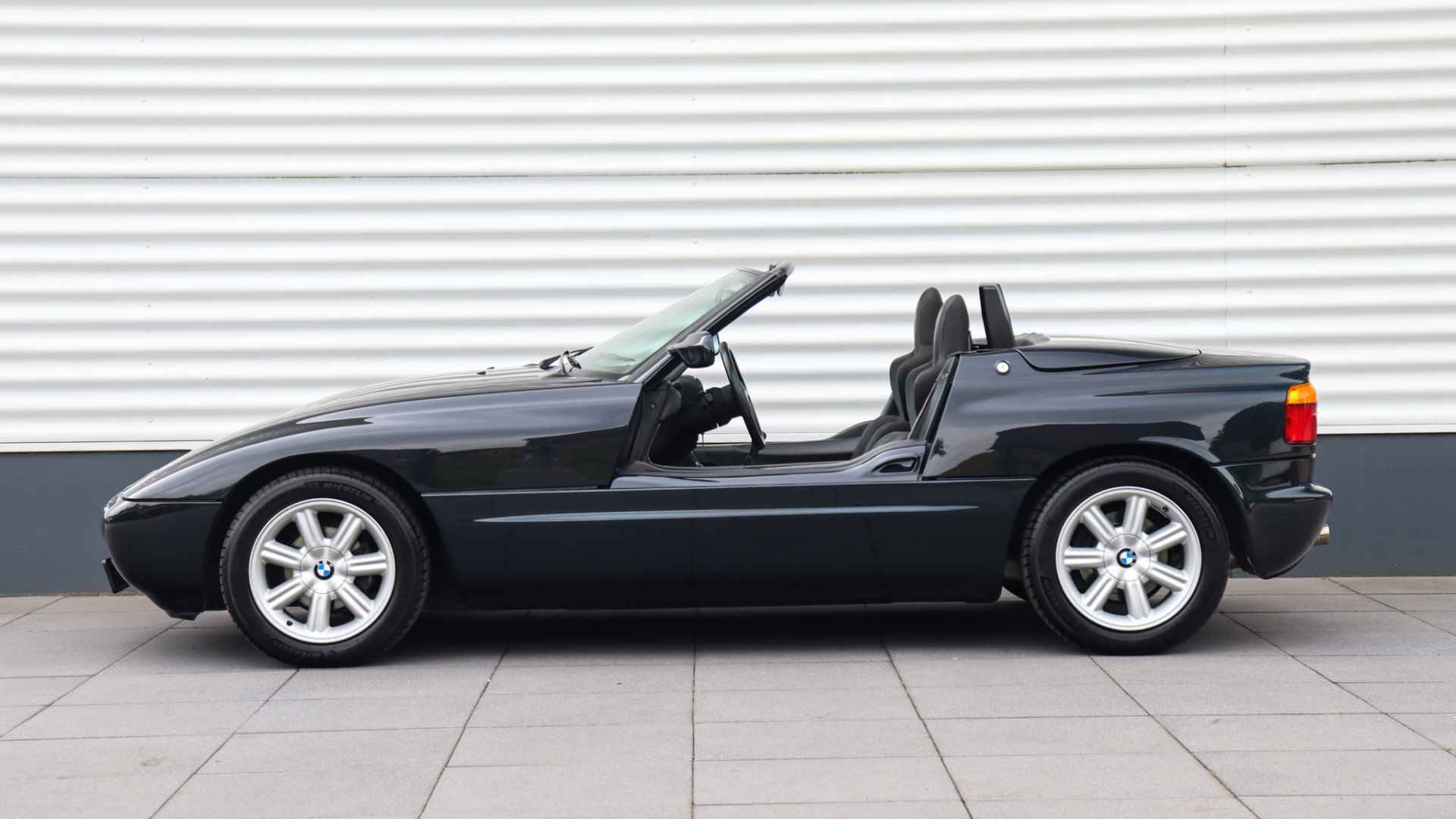 BMW Z1 | Origineel Nederlands geleverd | Leder | Traumschwarz | Windscherm | Elektrische ramen - 2/28