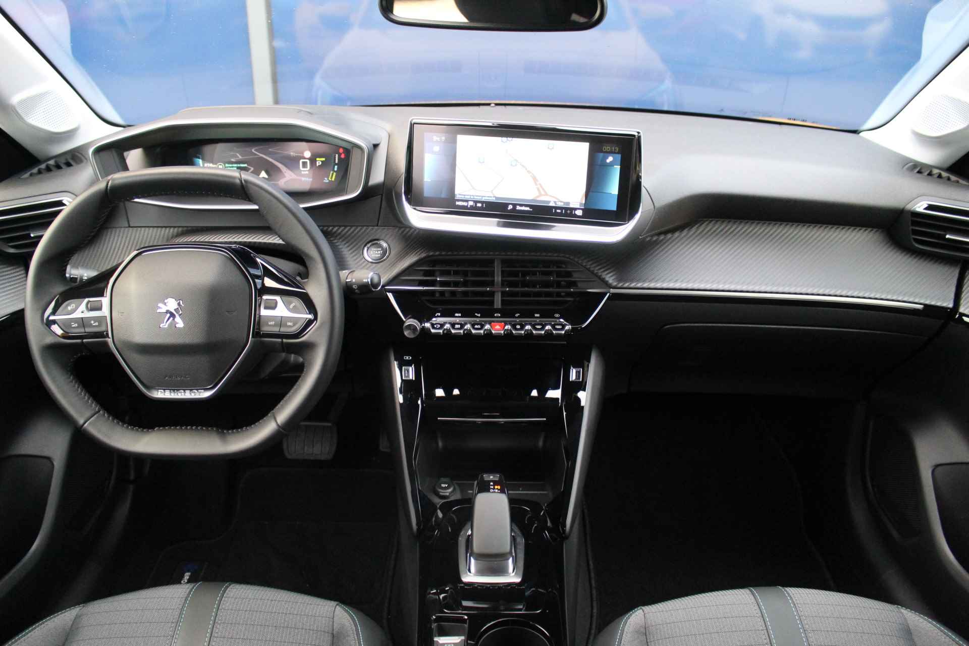 Peugeot e-208 Allure Pack | NAV | Climate & Cruise control, Park Assist | Carplay | iCock Navigatie, Parkeerhulp achter, Carplay, iCockpit - 3/33
