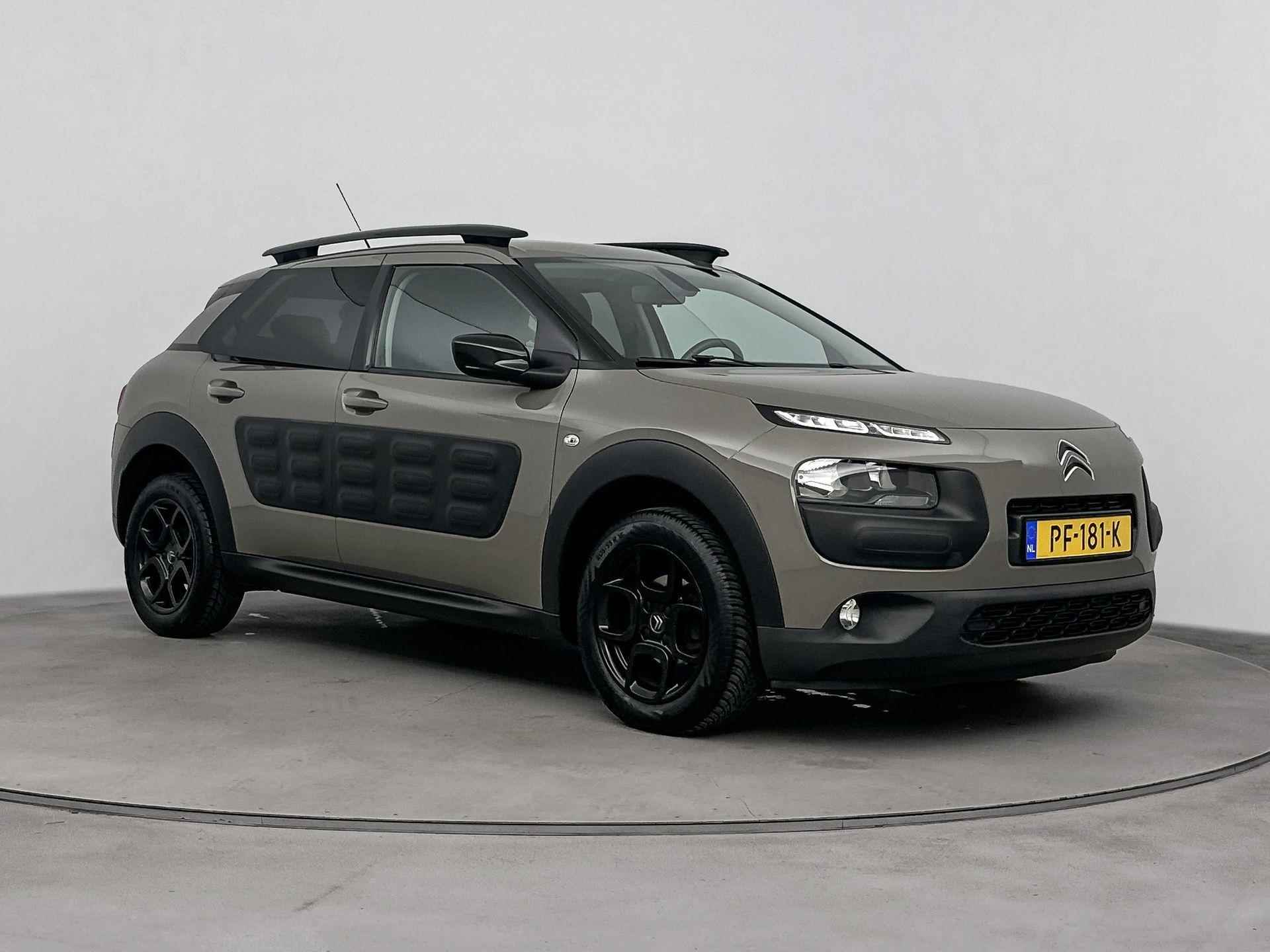 Citroen C4 Cactus 1.2 82 pk Shine | Navigatie | Camera | 4 Seizoenbanden | Panoramadak - 3/36