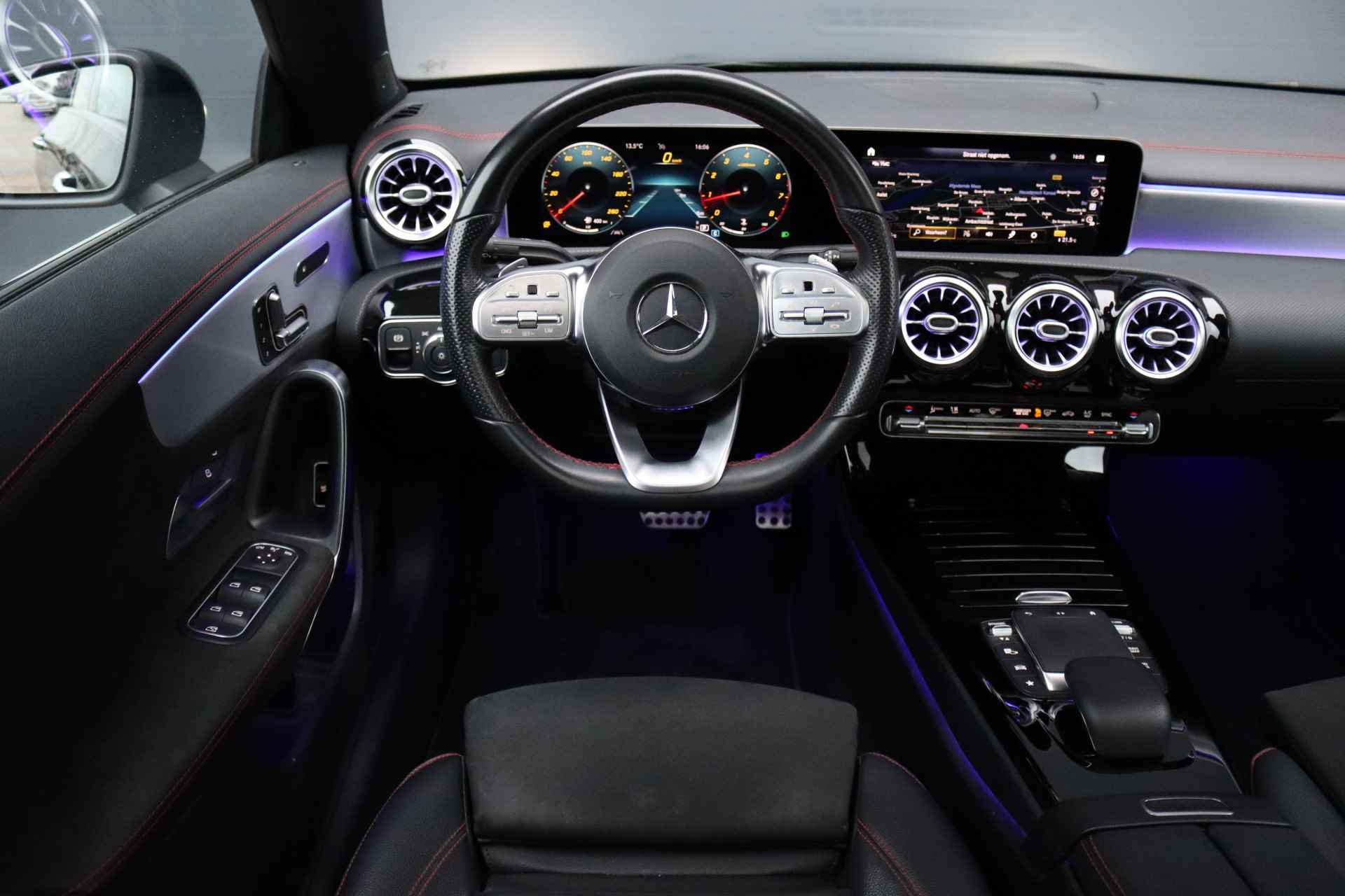 Mercedes-Benz CLA-Klasse 180 AMG Line Aut7 | Panoramadak | Memory | Sfeerverlichting | Camera | Advanced Sound System | Keyless Go | Zitcomfortpakket | Cruise Control | Multibeam LED | - 19/31