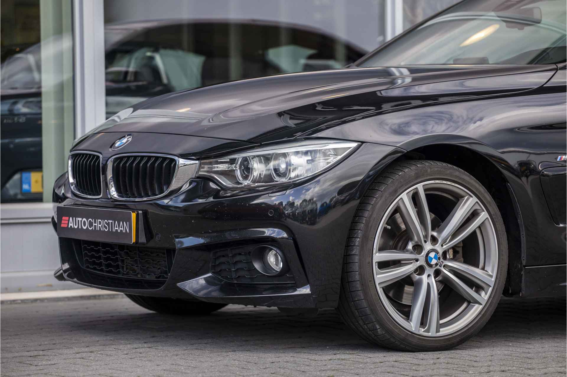 BMW 4 Serie Cabrio 428i xDrive High Executive | M-Sport | HUD | Memory | 19" | Camera - 12/19