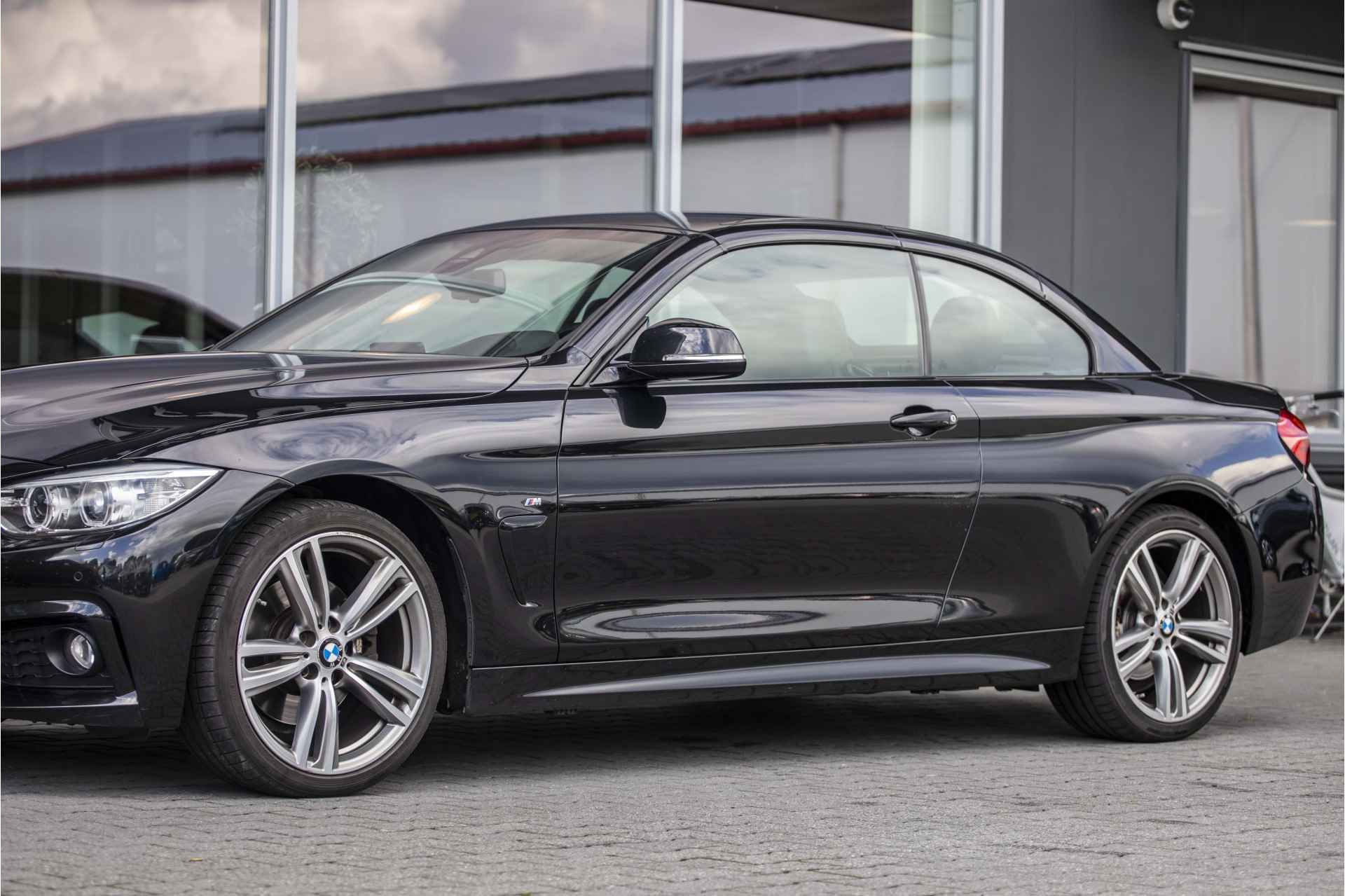 BMW 4 Serie Cabrio 428i xDrive High Executive | M-Sport | HUD | Memory | 19" | Camera - 16/42