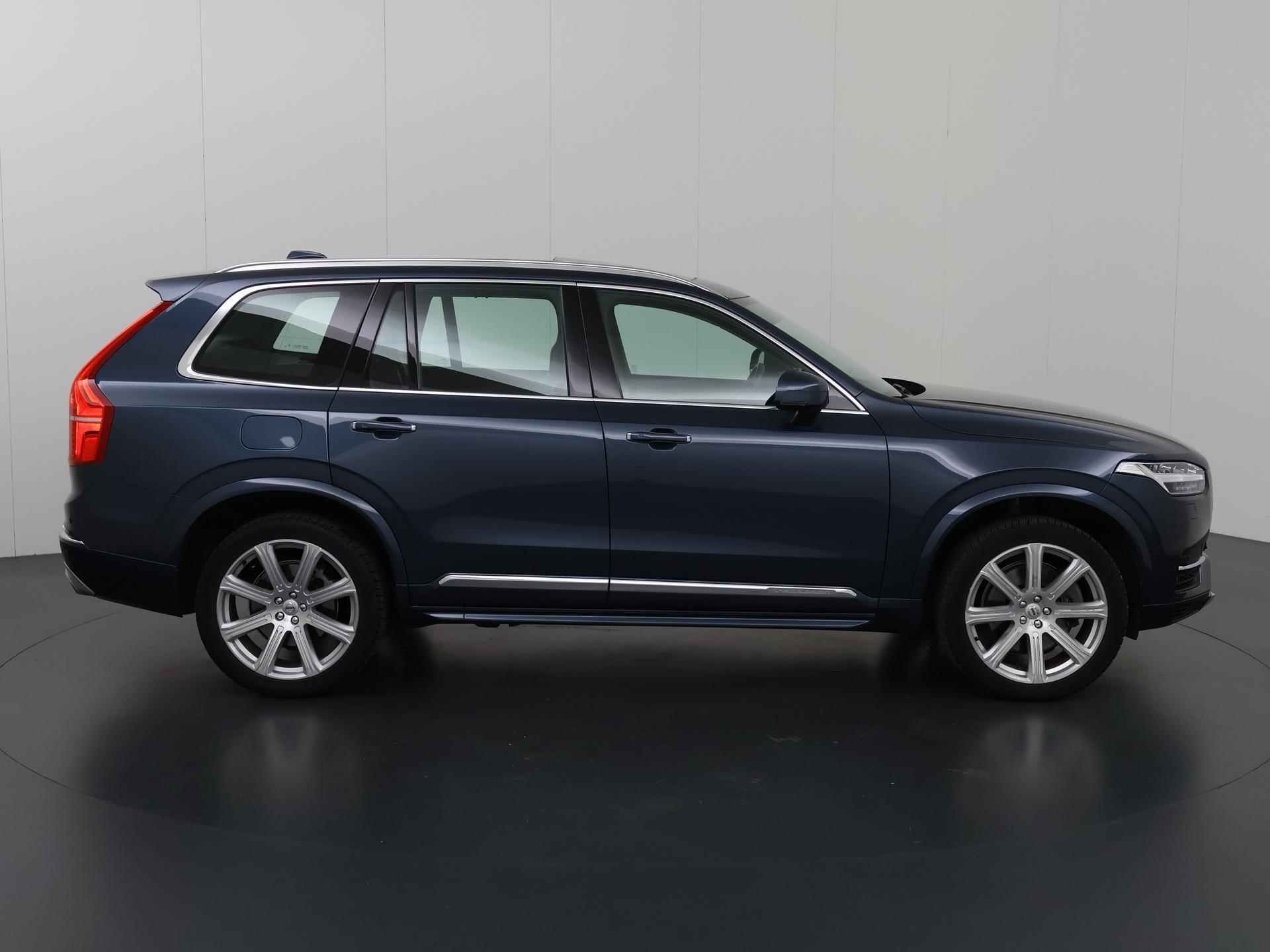 Volvo XC90 2.0 T8 Twin Engine AWD Inscription | Panoramadak | Navigatie | Luchtvering | Parkeercamera | Keyless Go | Head-Up | Stoelverwarming | Carplay | 7-Persoons | - 7/56