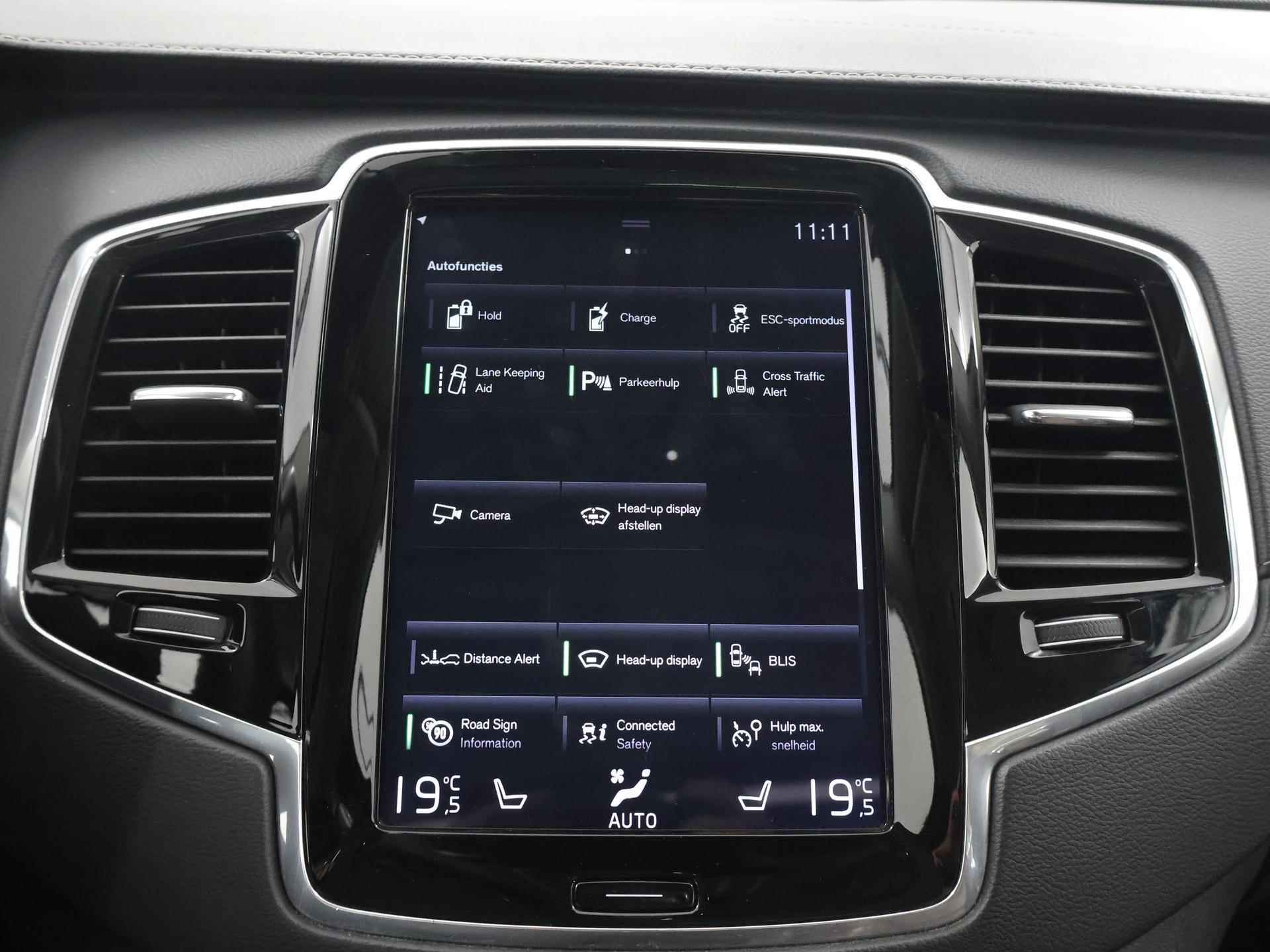 Volvo XC90 2.0 T8 Twin Engine AWD Inscription | Panoramadak | Navigatie | Luchtvering | Parkeercamera | Keyless Go | Head-Up | Stoelverwarming | Carplay | 7-Persoons | - 22/56