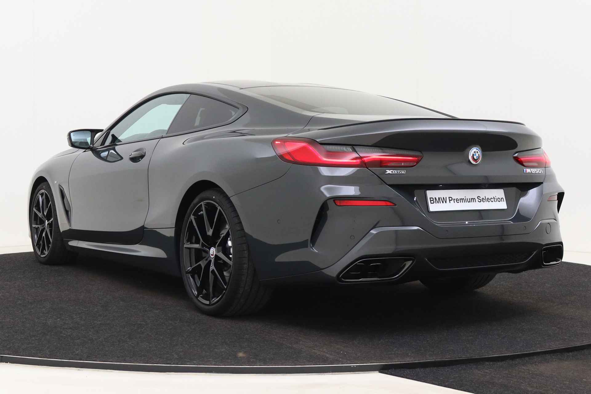 BMW 8 Serie M850i xDrive High Executive M Sport / M Carbondak / Laserlight / Bowers & Wilkins / 50 Jahre M Edition / Driving Assistant Professional / Soft Close - 16/81