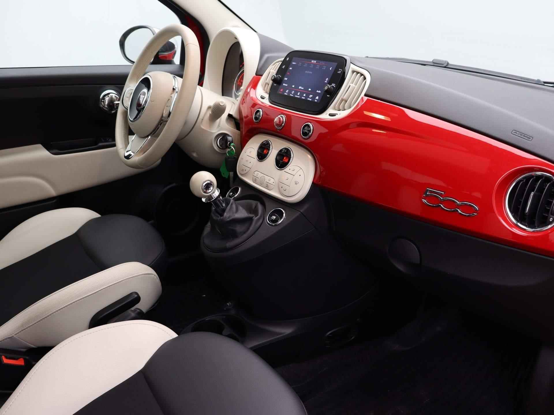 Fiat 500 1.0 Hybrid Dolcevita | Panoramadak | Apple CarPlay | Climate Control | Parkeersensoren | 16'' Velgen | - 19/22