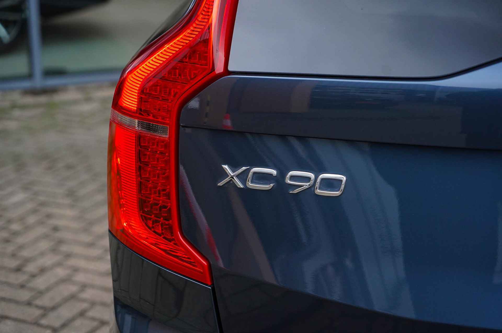 Volvo XC90 2.0 T8 Recharge AWD Ultimate Dark Actieve luchtvering | Harman/Kardon | Panoramadak | Semi Elek trekhaak | Extra getint glas - 8/30