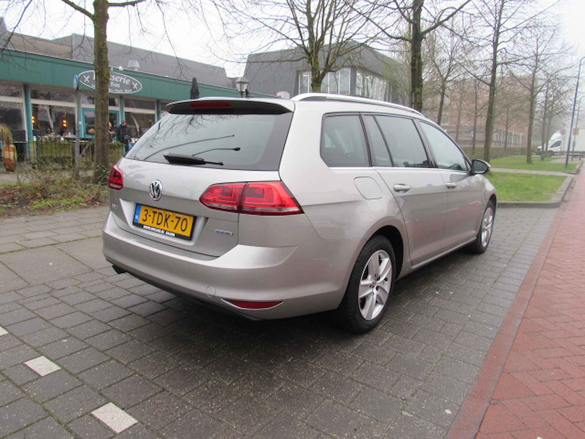 VOLKSWAGEN Golf 1.6 TDI 110pk BMT Highline - 4/17