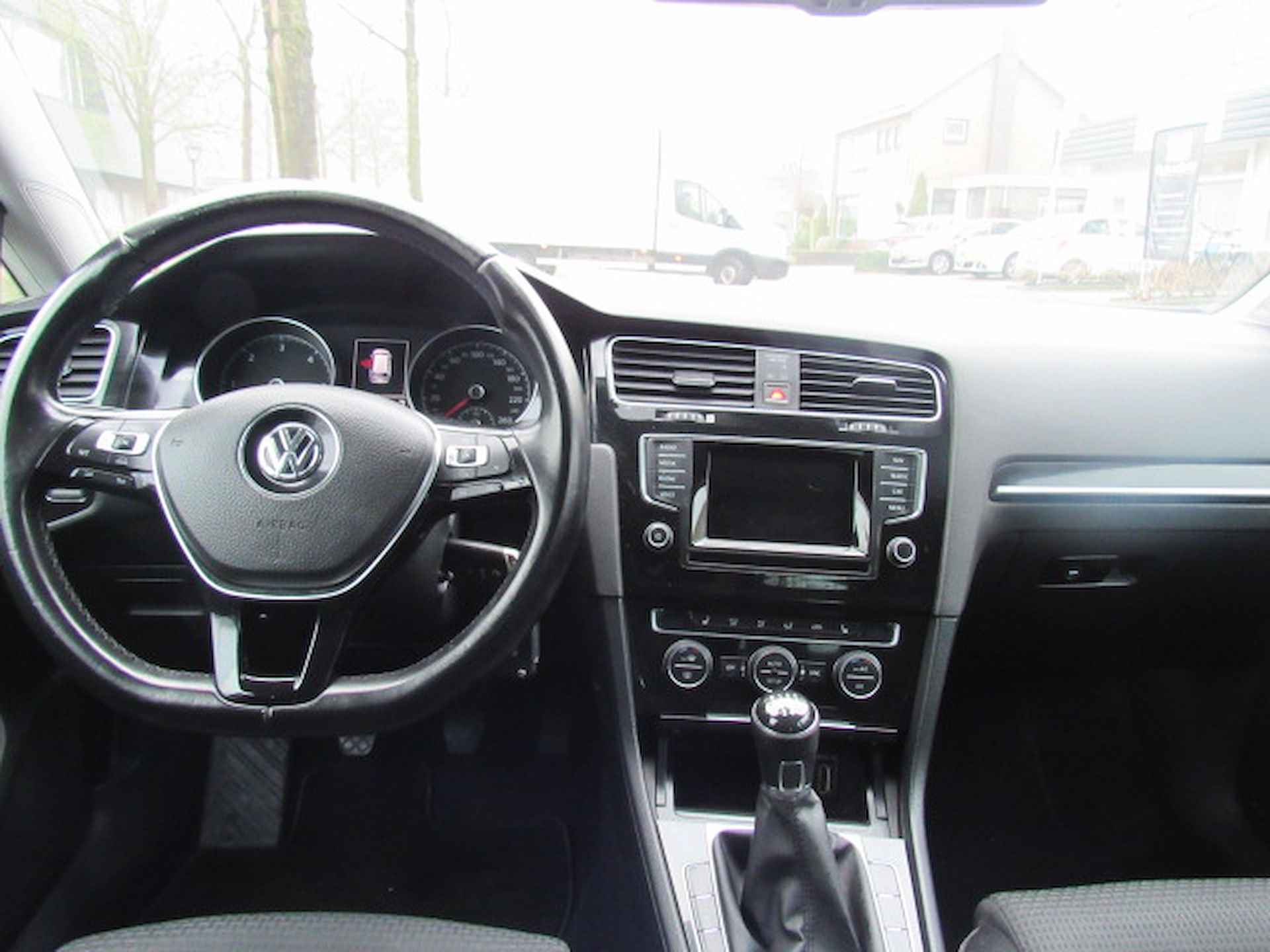 VOLKSWAGEN Golf 1.6 TDI 110pk BMT Highline - 9/17