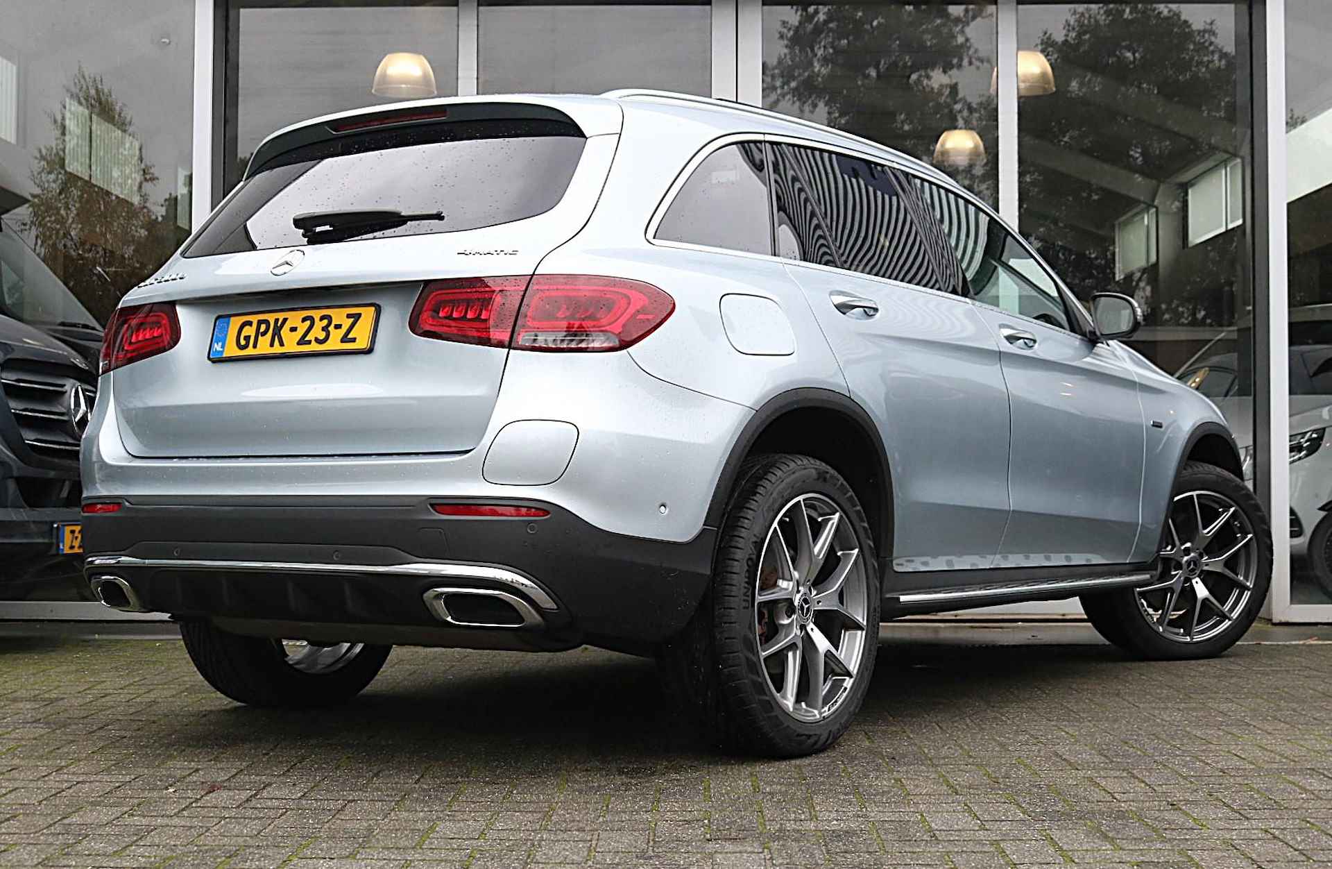 Mercedes-Benz GLC-klasse 300e 4MATIC AMG | Panoramadak | Burmester - 5/16