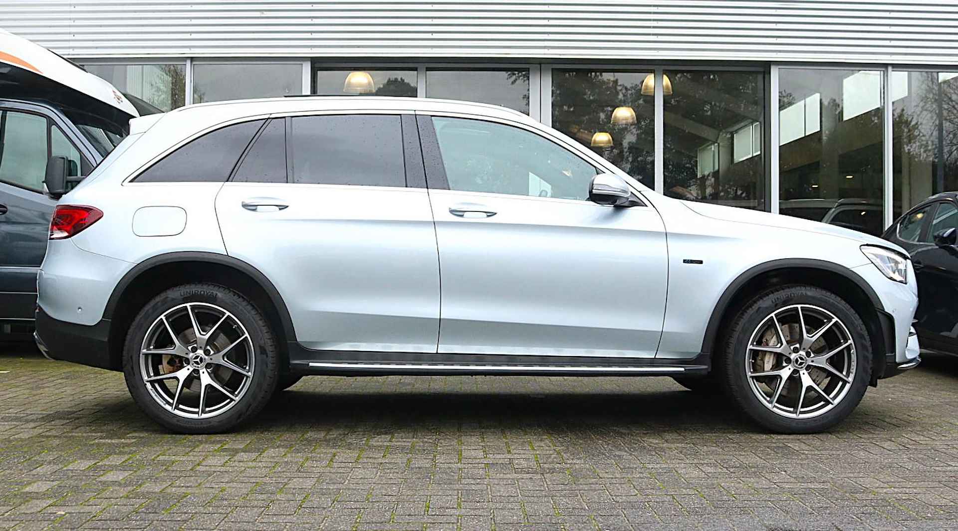 Mercedes-Benz GLC-klasse 300e 4MATIC AMG | Panoramadak | Burmester - 7/16