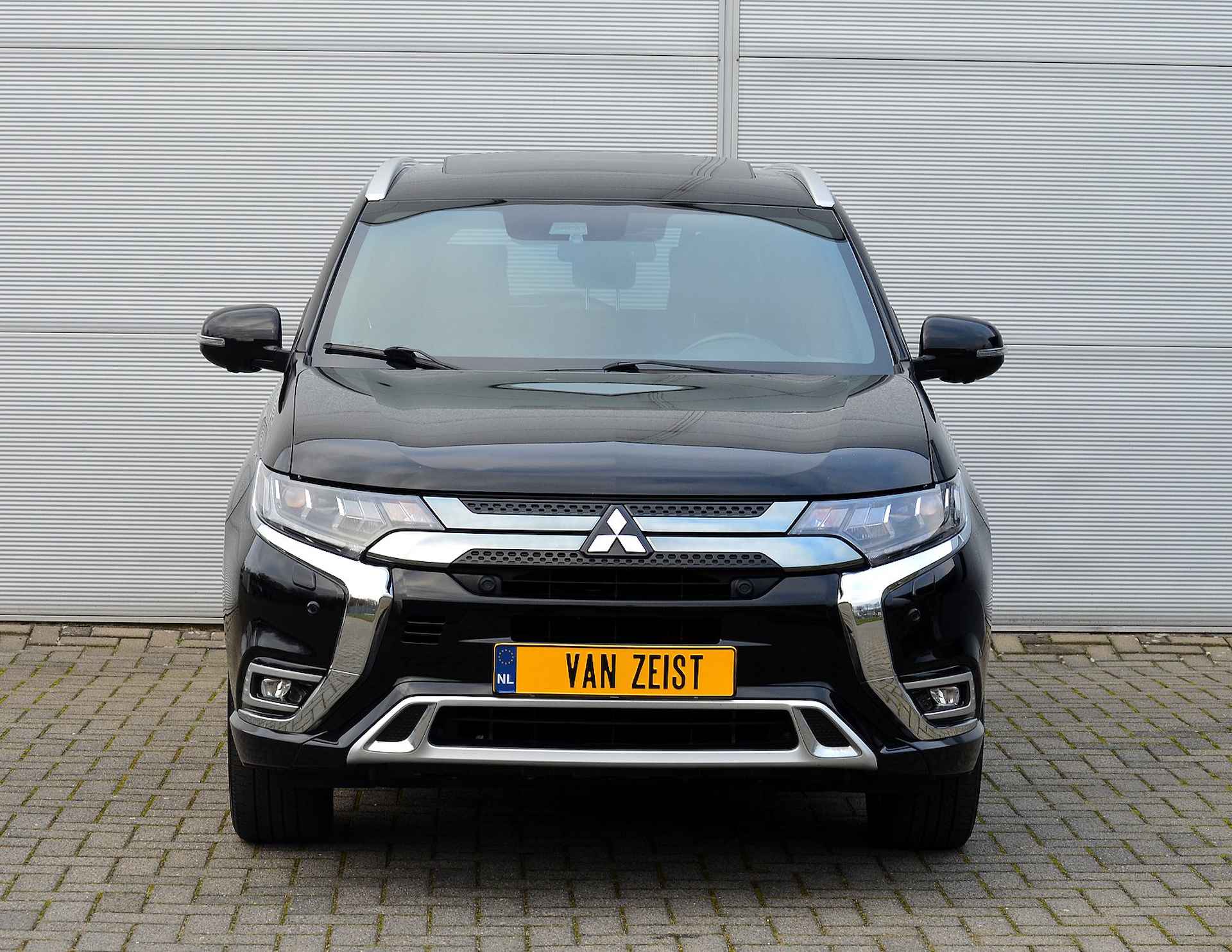 Mitsubishi Outlander PHEV 2.4 INSTYLE 4WD | PLUG IN HYBRID | V2G | SCHUIFDAK | ADAPTIEF CRUISE | TREKHAAK 1500KG | FABRIEKGARANTIE TOT 03-08-2029* | ALL IN RIJKLAARPRIJS - 14/51