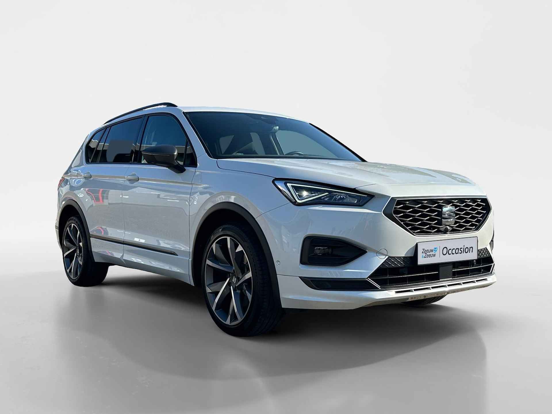 SEAT Tarraco 1.4 TSI e-Hybrid PHEV FR | Zeer nette auto | Automaat | Navigatie | Apple carplay & Android auto | Panorama dak | 20" Lichtmetalen velgen | Adaptief cruise control | Elektrische achterklep | Parkeersensoren V+A | Achteruitrijcamera | - 3/48