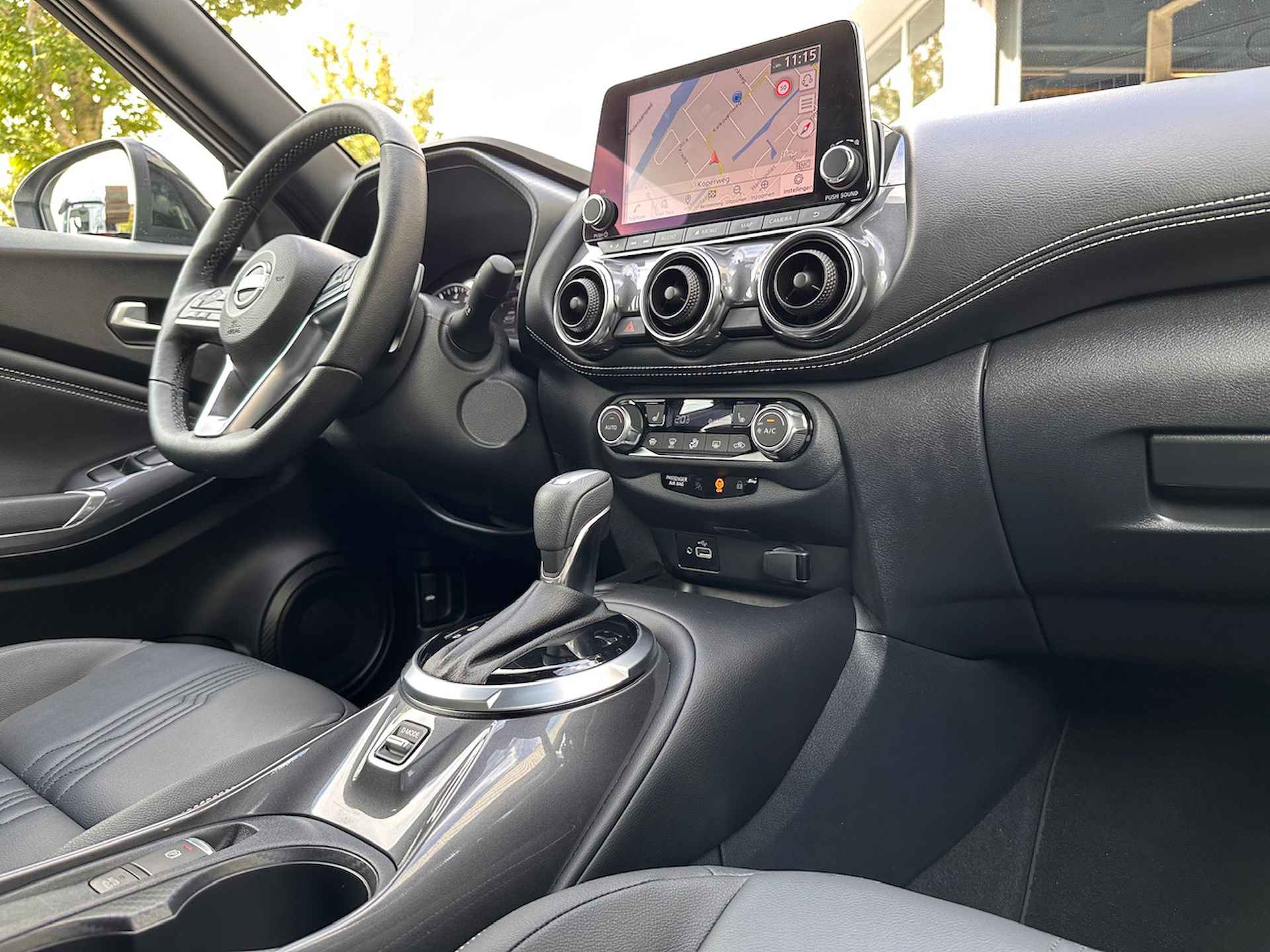 NISSAN Juke 1.0 DIG-T 114PK DCT Tekna | Leder | Adaptive Cruise | 360 Camera | Navigatie | App connect | Bose - 27/31