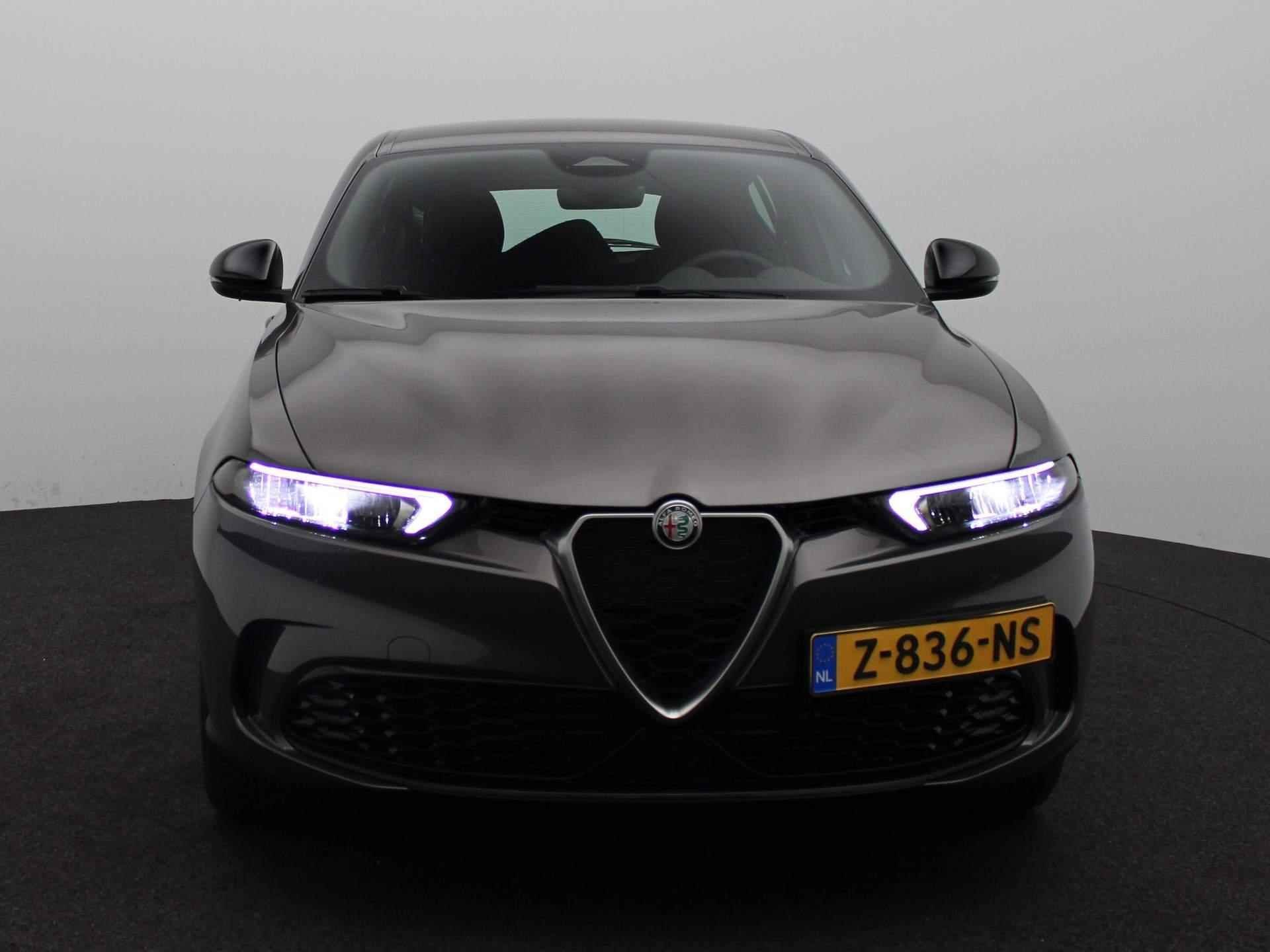 Alfa Romeo Tonale 1.5T Hybrid Super | 19'' Veloce-Style Velgen | All-Season Banden | Led Koplampen | Digital Cockpit | Apple Carplay & Android Auto | - 3/26